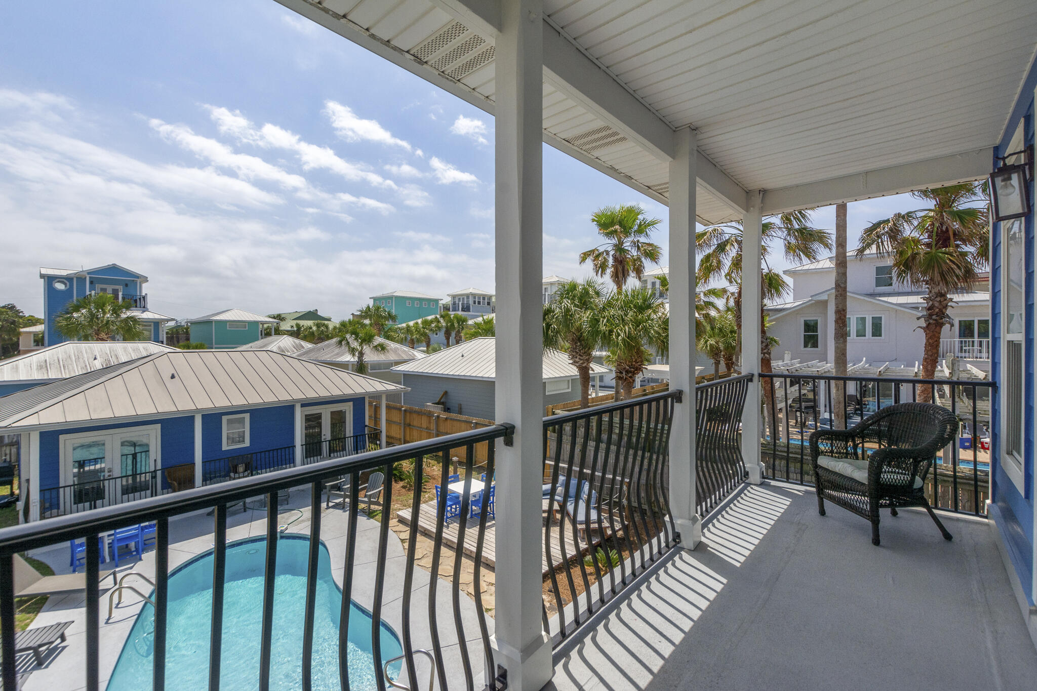 CRYSTAL BEACH - Residential