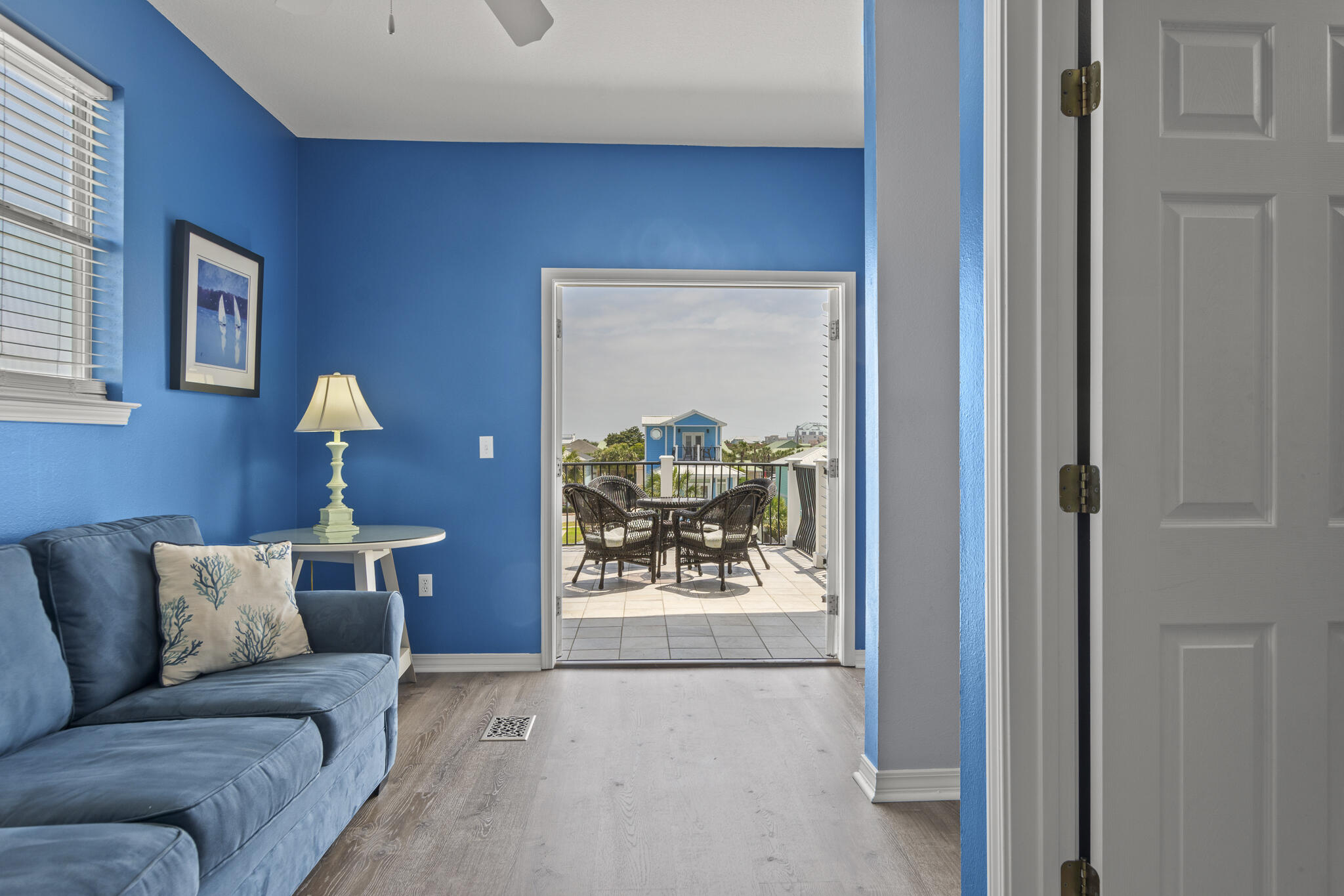 CRYSTAL BEACH - Residential