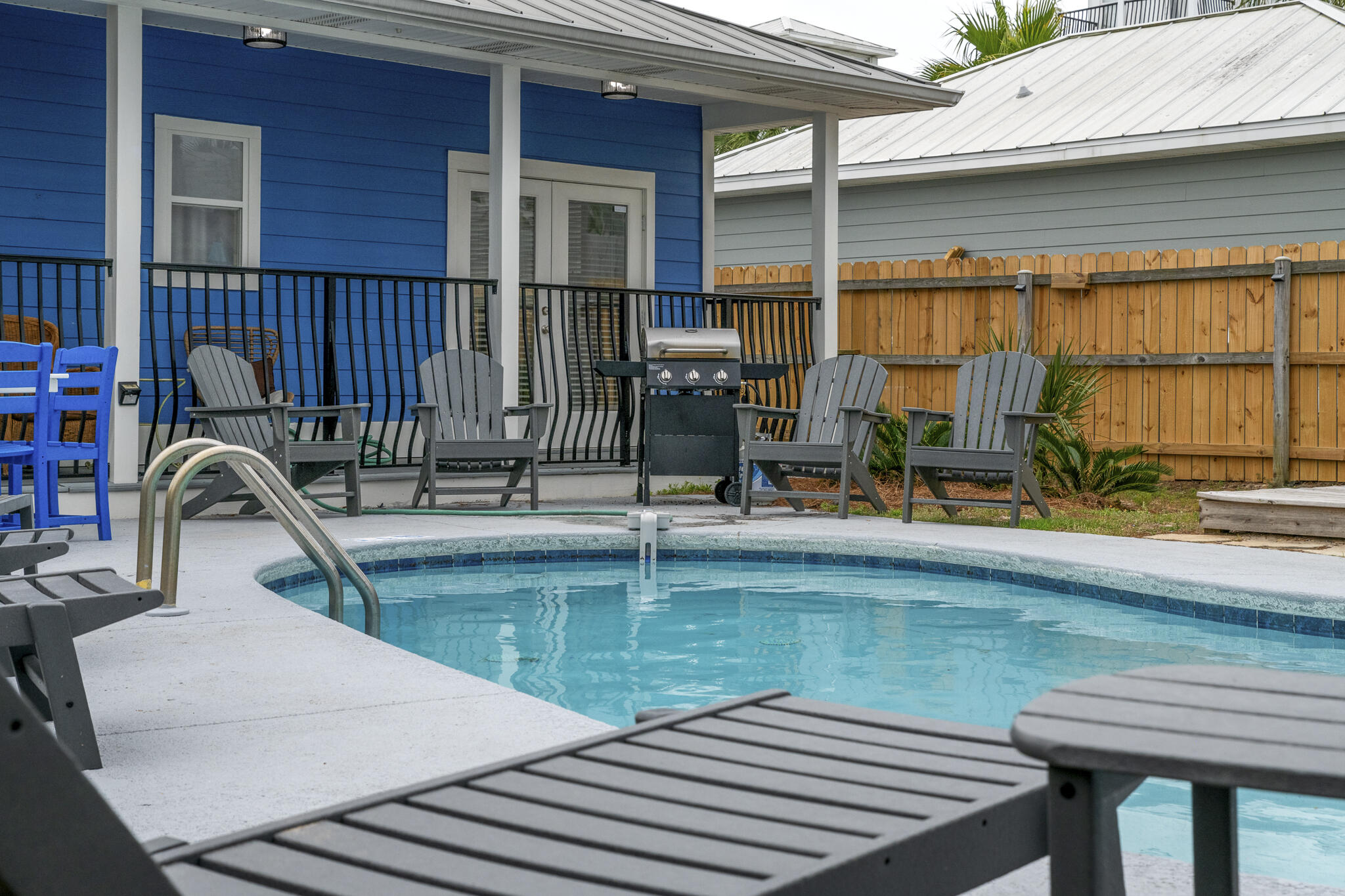 CRYSTAL BEACH - Residential