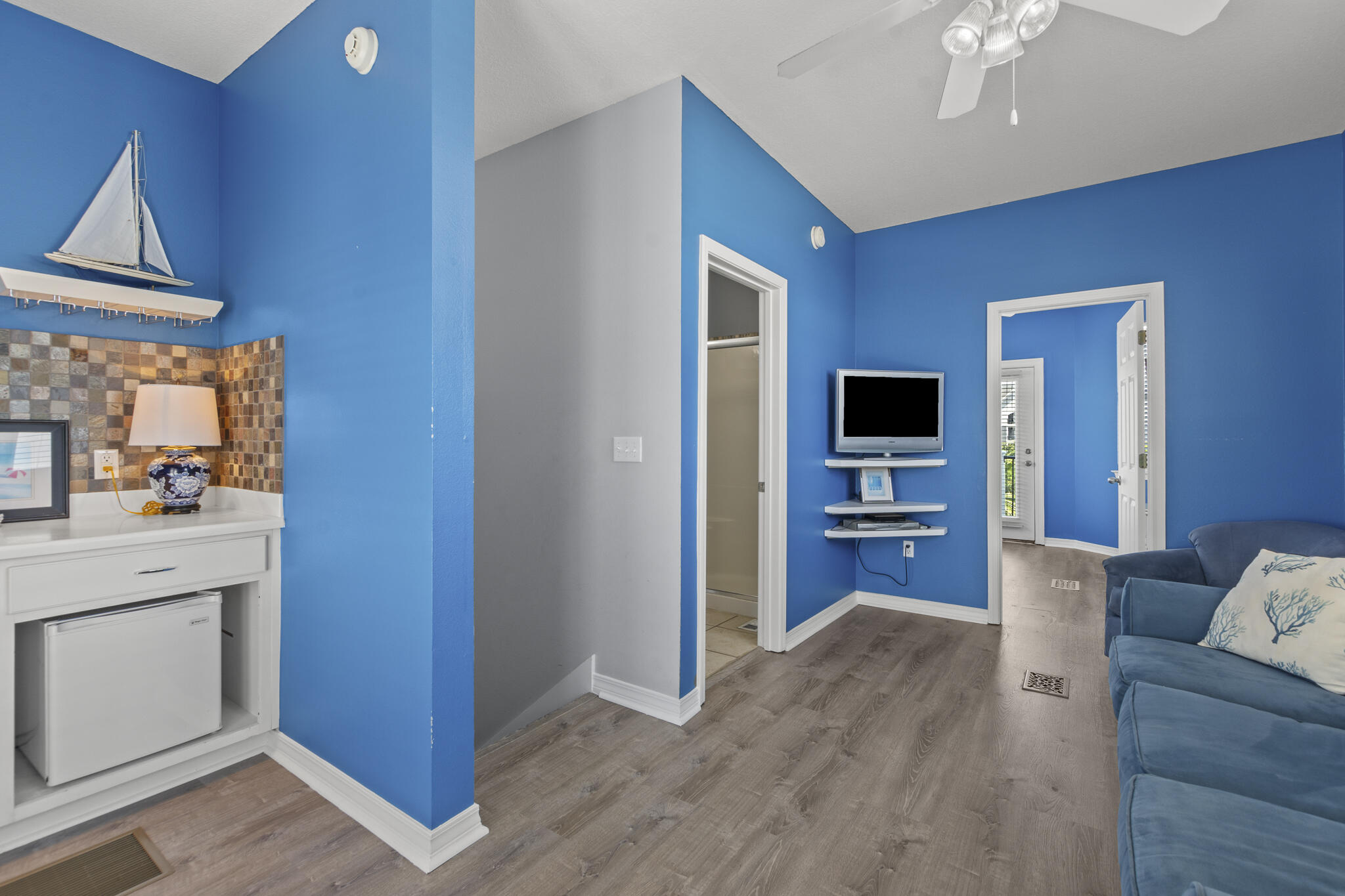 CRYSTAL BEACH - Residential