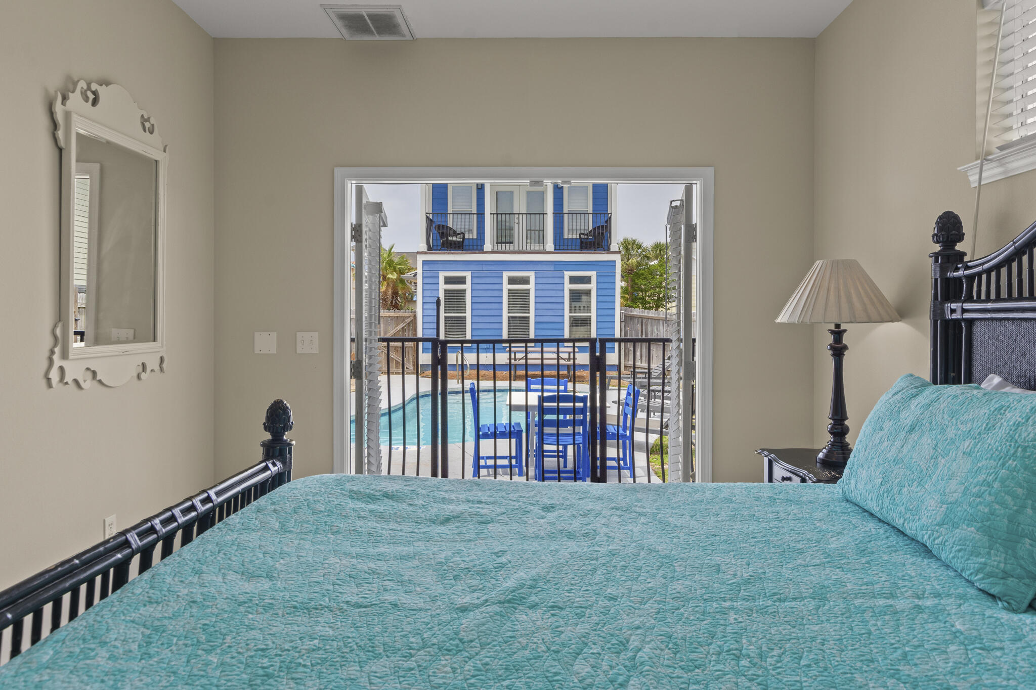 CRYSTAL BEACH - Residential