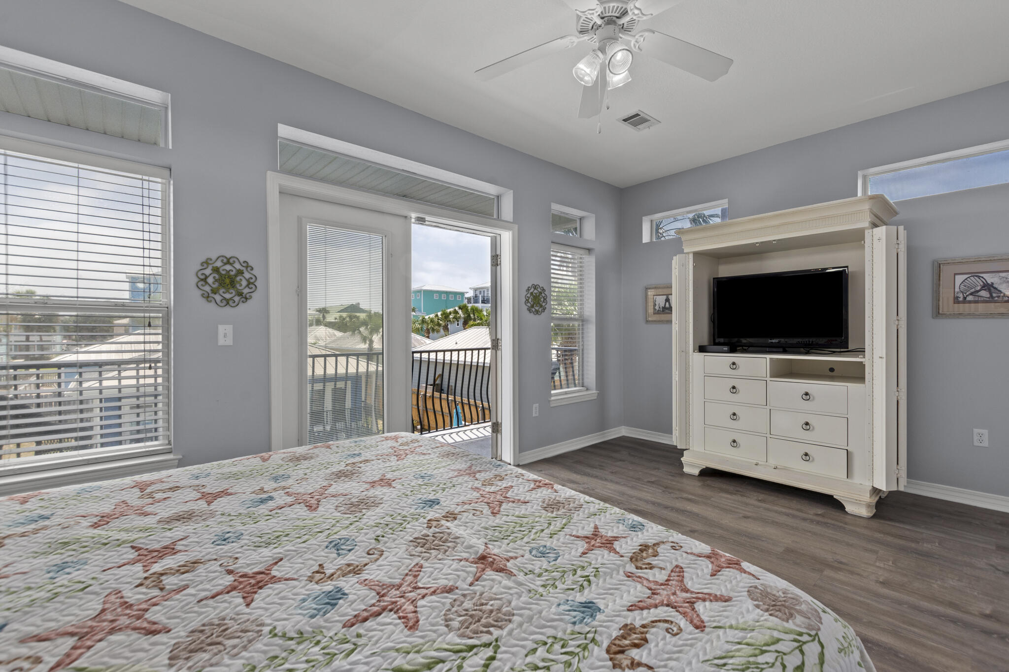 CRYSTAL BEACH - Residential