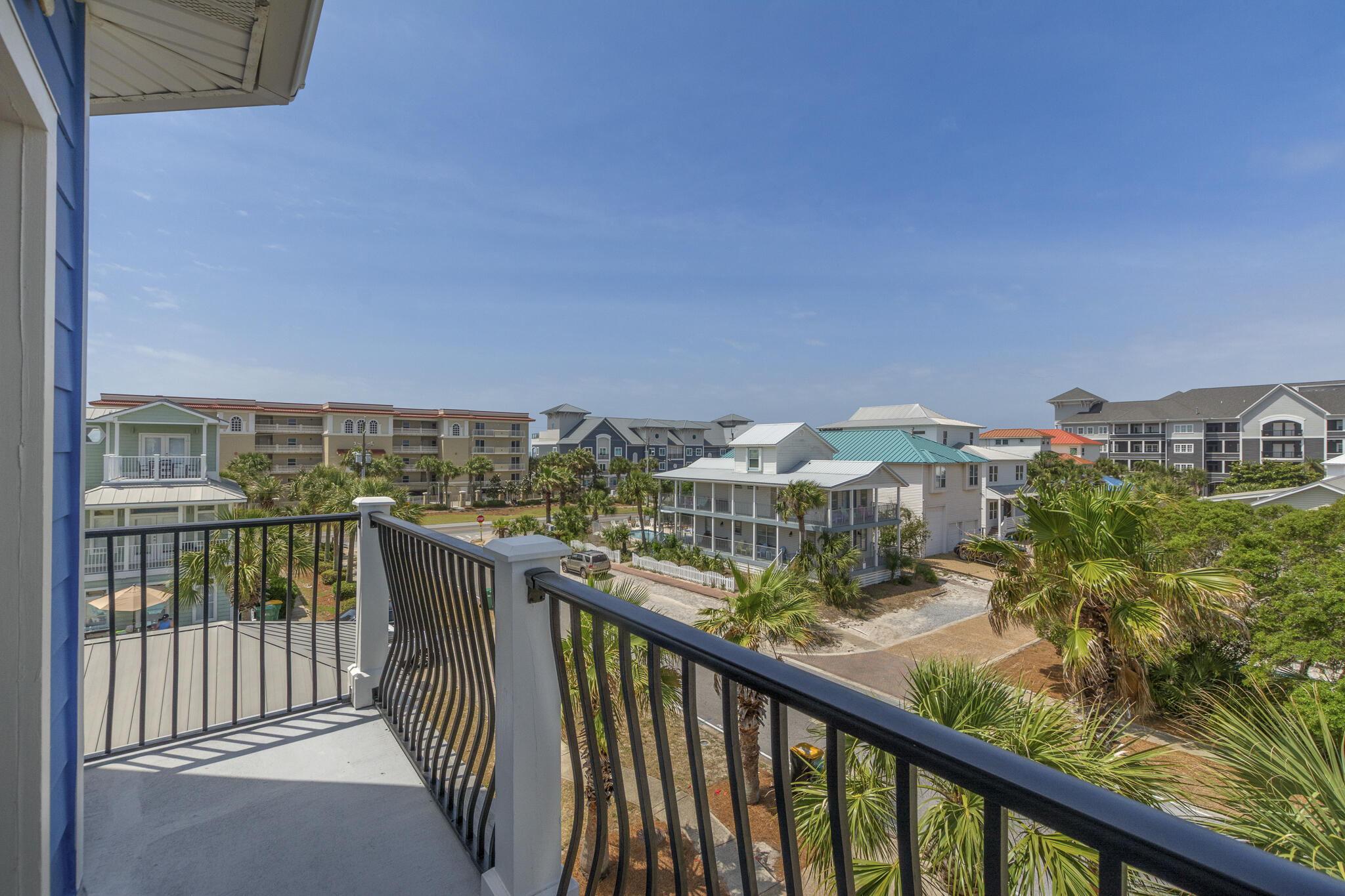 CRYSTAL BEACH - Residential