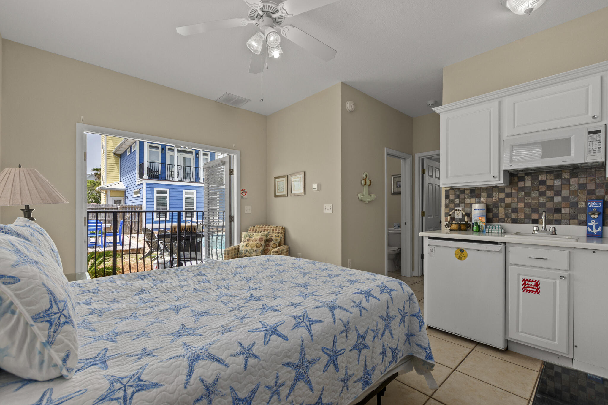 CRYSTAL BEACH - Residential