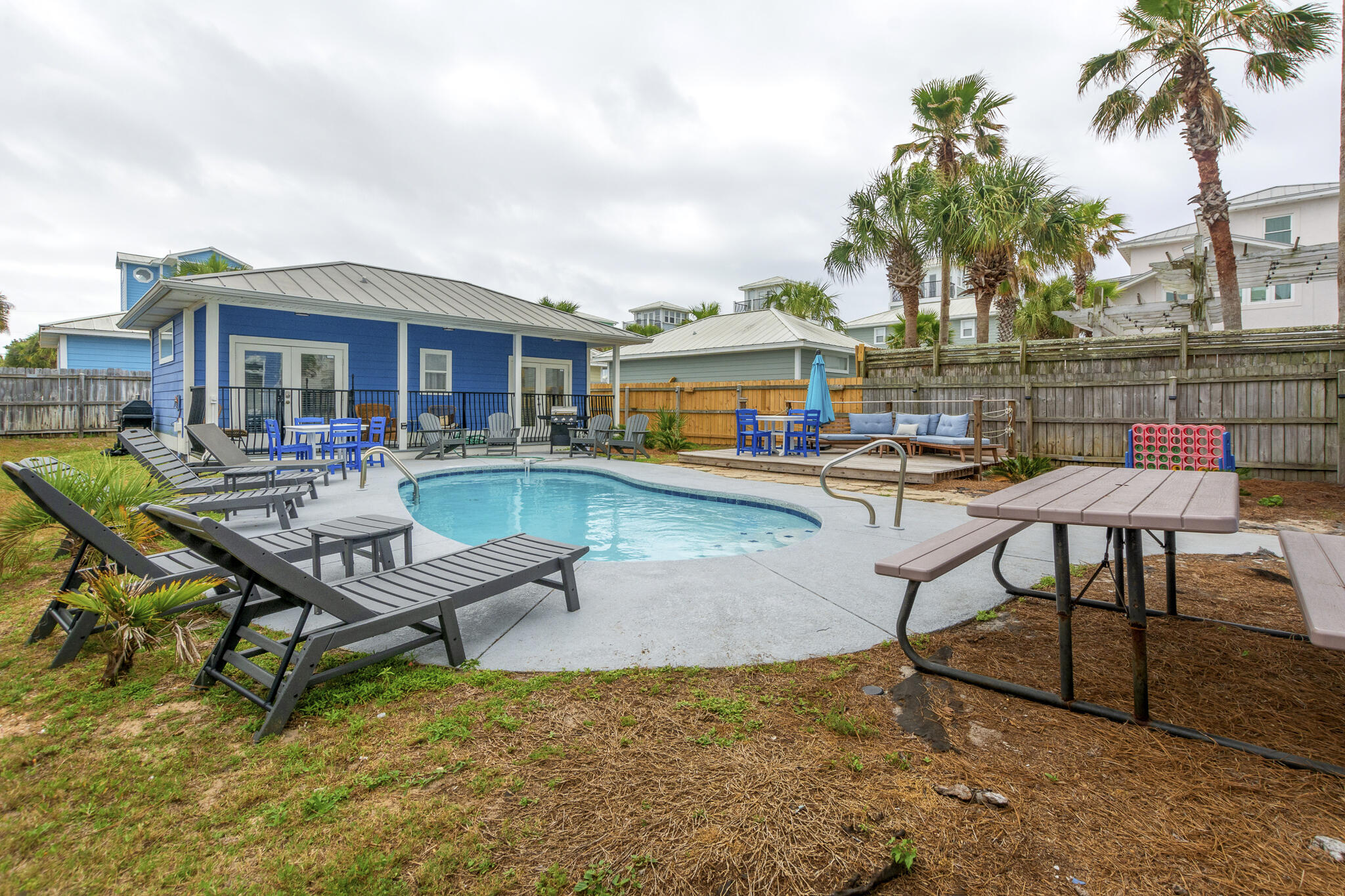 CRYSTAL BEACH - Residential