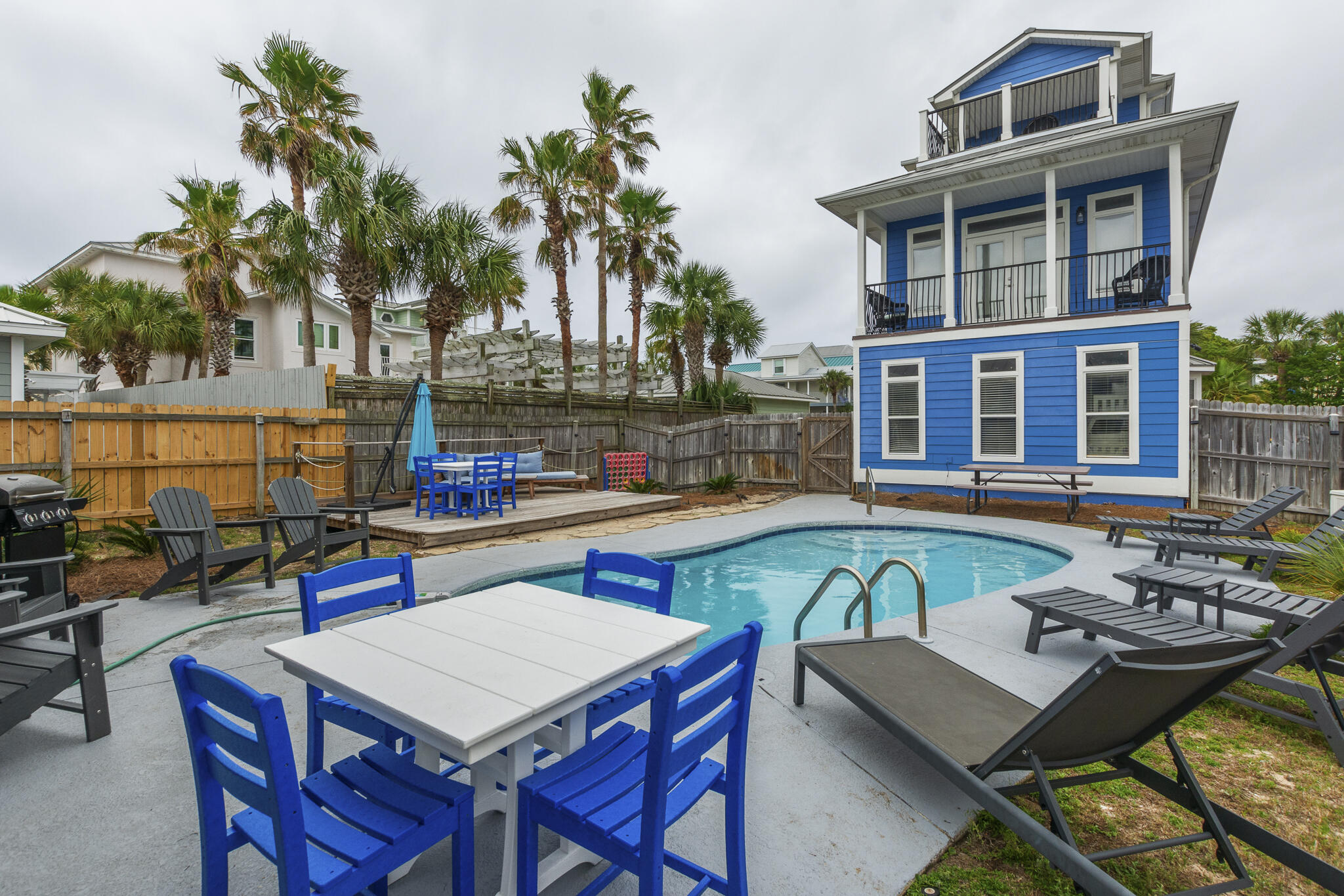 CRYSTAL BEACH - Residential
