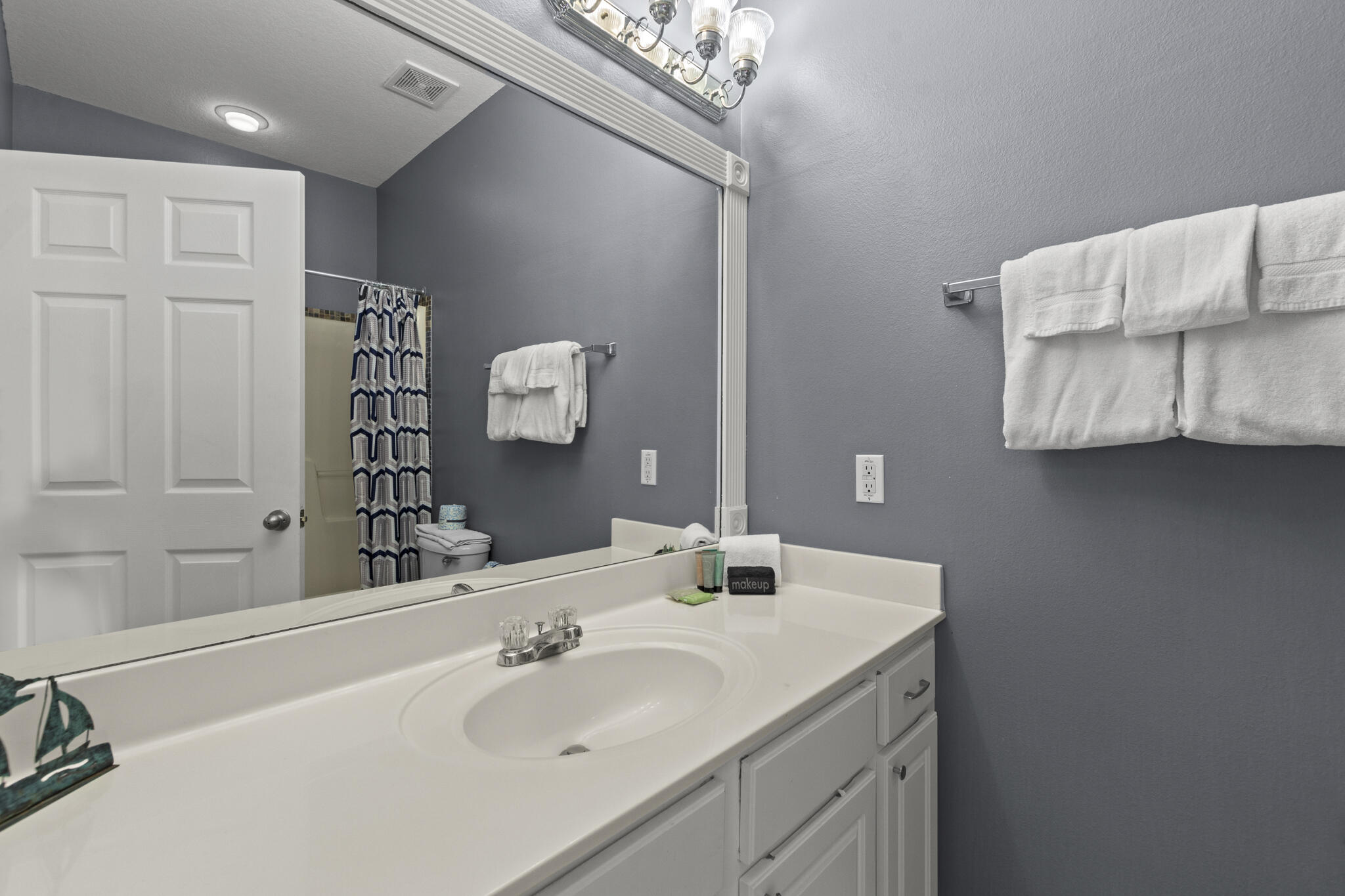 CRYSTAL BEACH - Residential