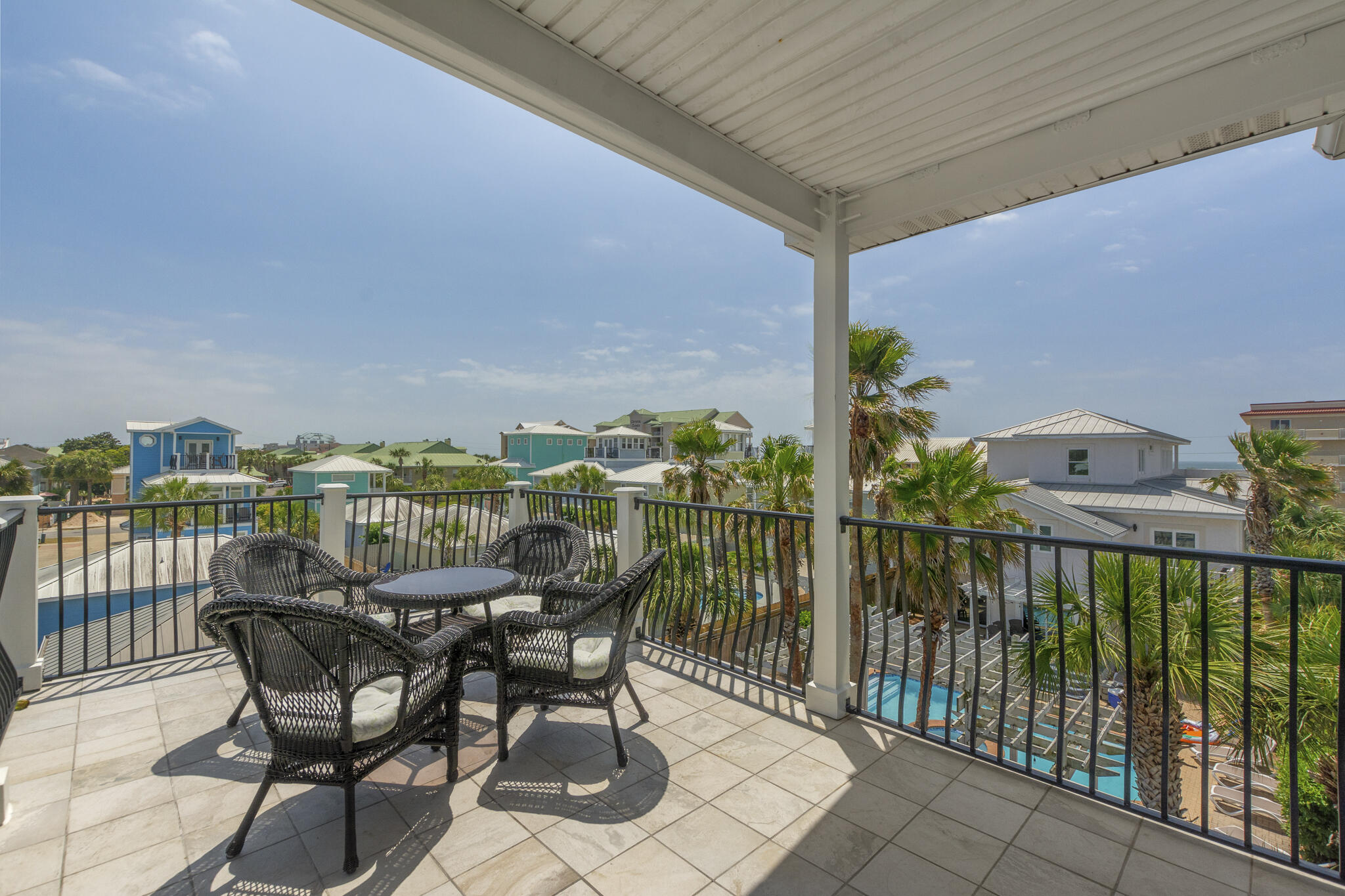CRYSTAL BEACH - Residential