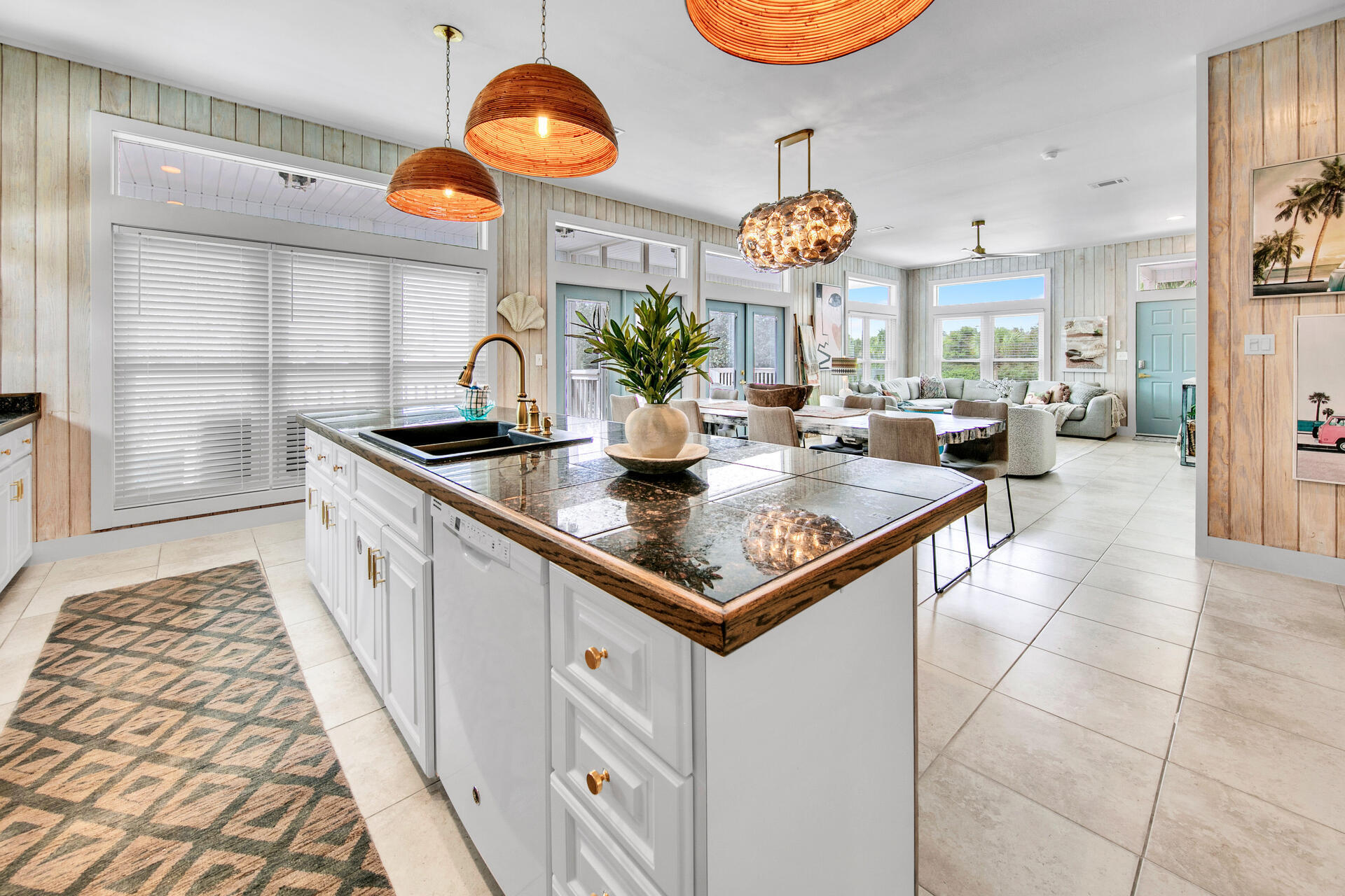 BLUE MOUNTAIN BEACH - Residential
