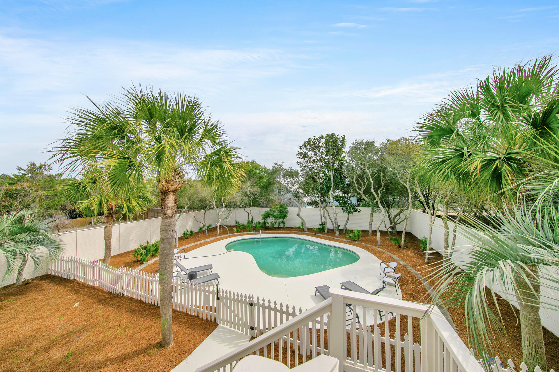 BLUE MOUNTAIN BEACH - Residential