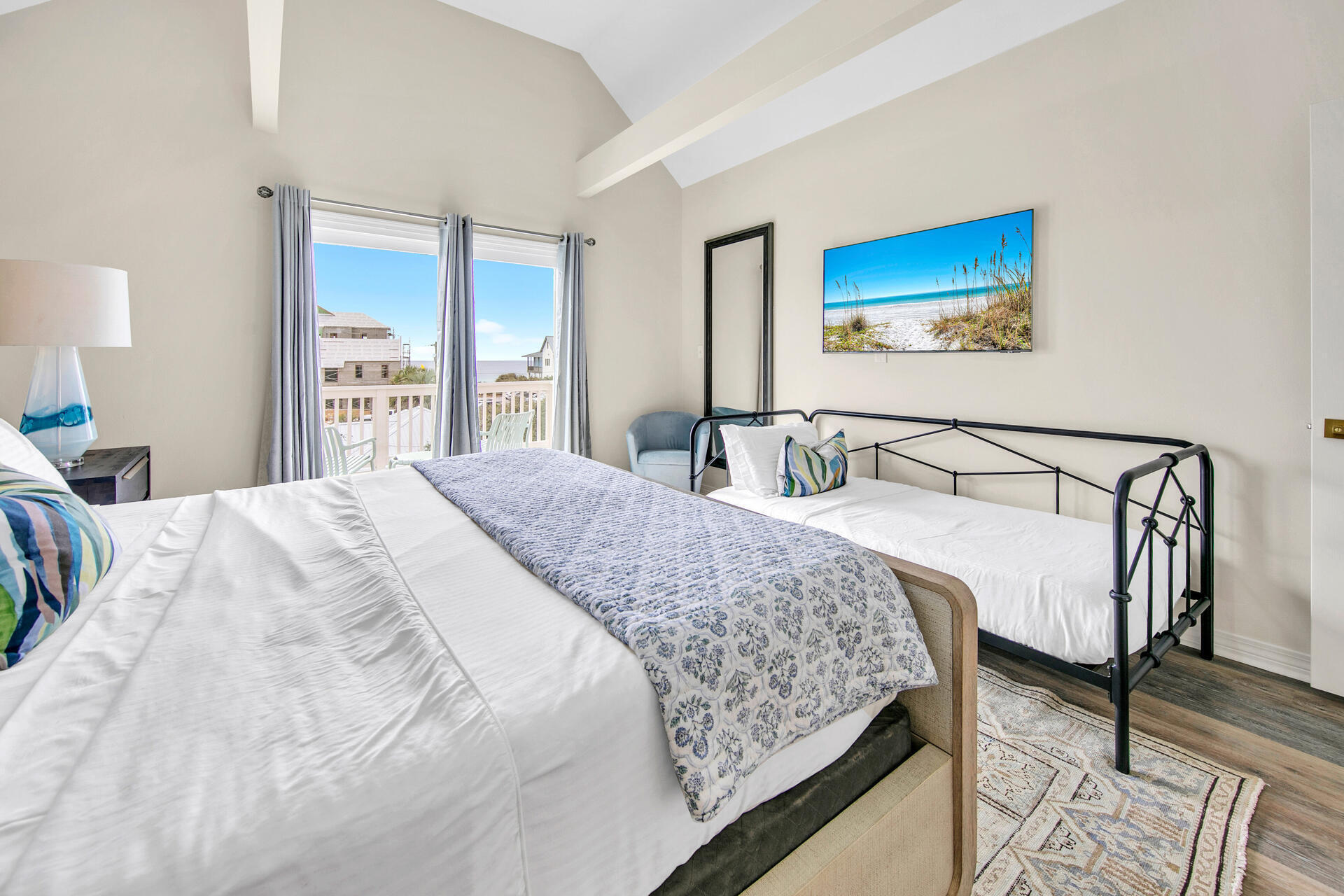 BLUE MOUNTAIN BEACH - Residential