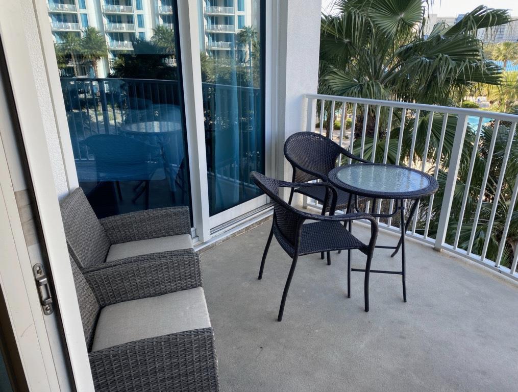 THE PALMS OF DESTIN - Residential