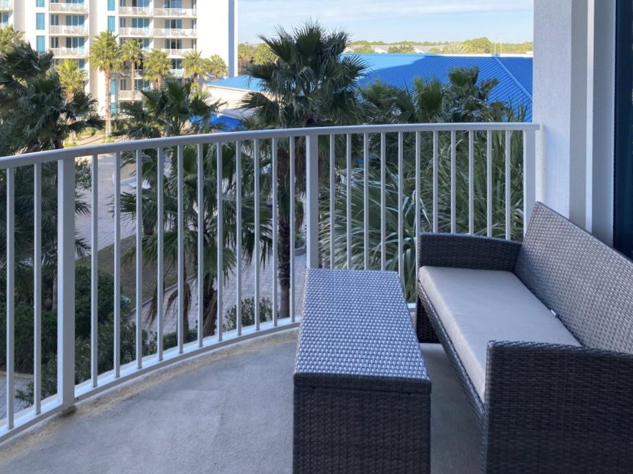 THE PALMS OF DESTIN - Residential