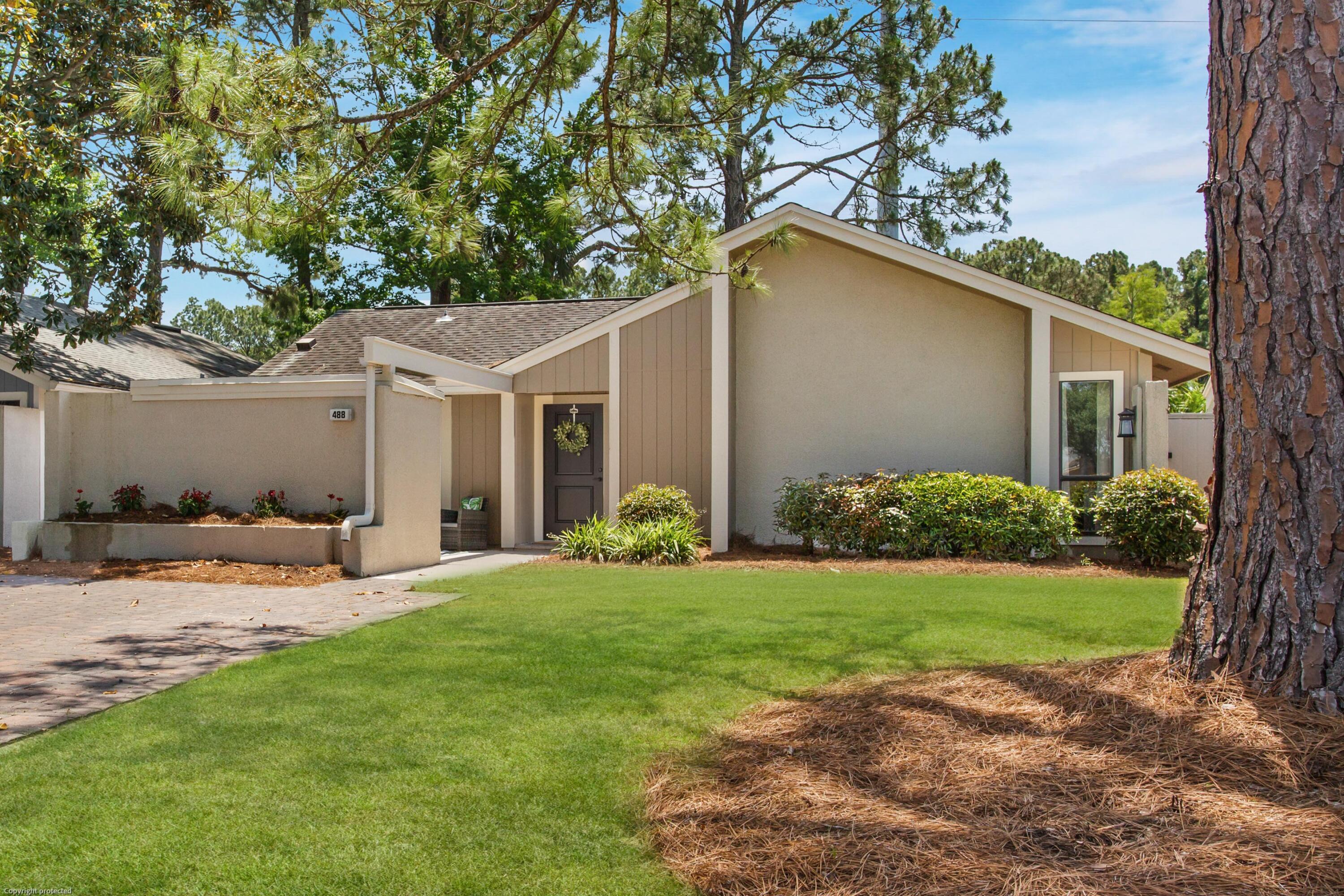 LINKSIDE VILLAGE UNIT 1 - Residential