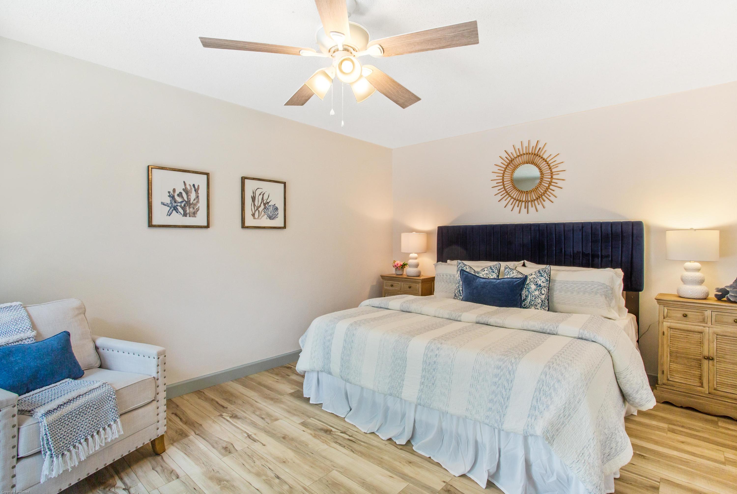 LINKSIDE VILLAGE UNIT 1 - Residential