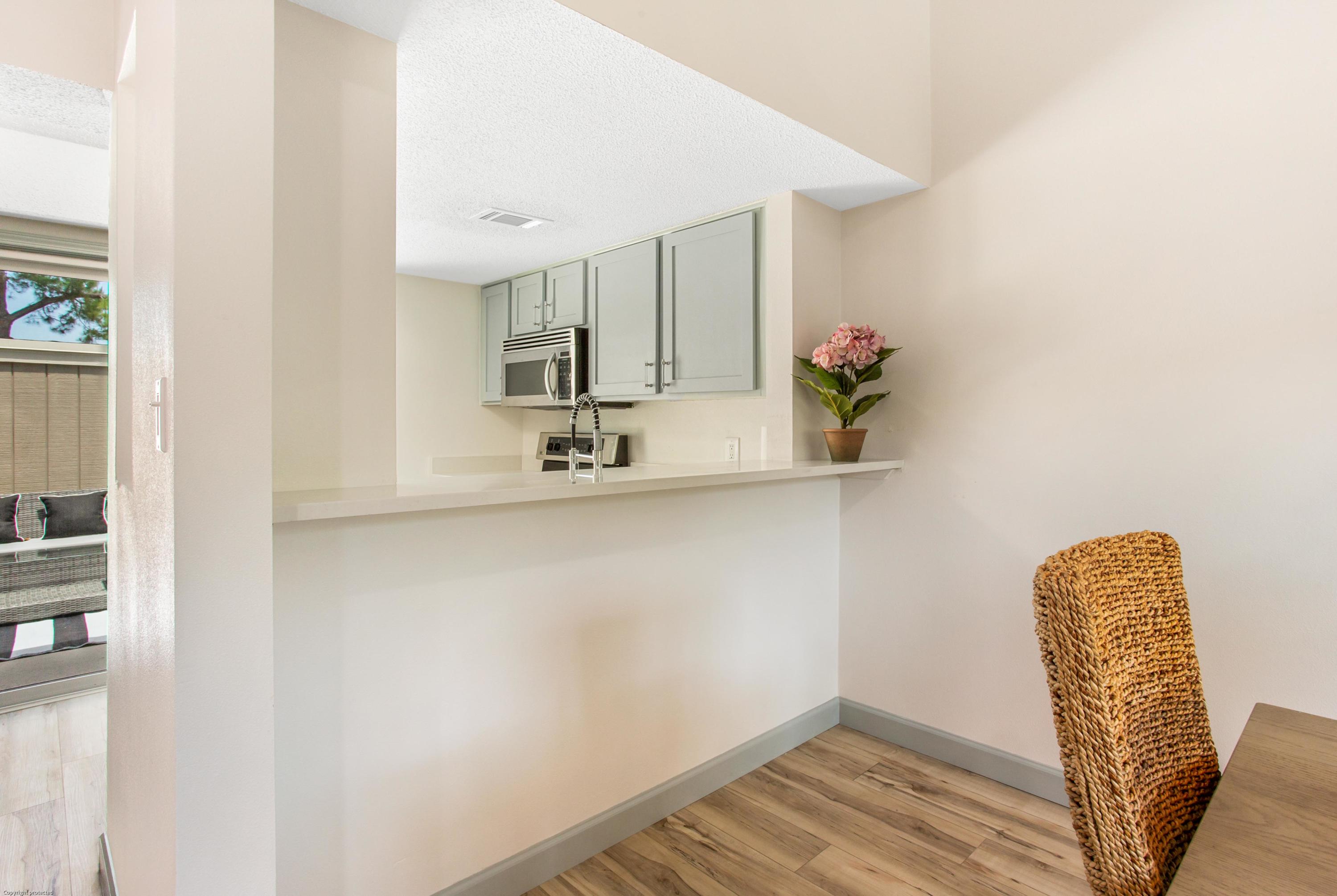 LINKSIDE VILLAGE UNIT 1 - Residential