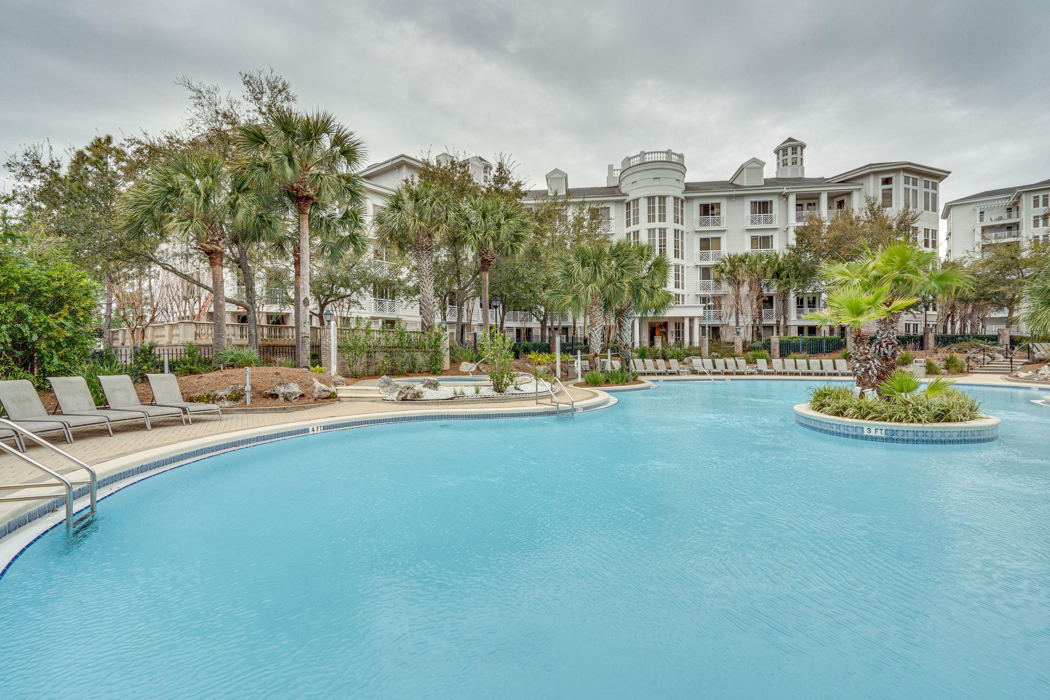 BAHIA CONDO - Residential