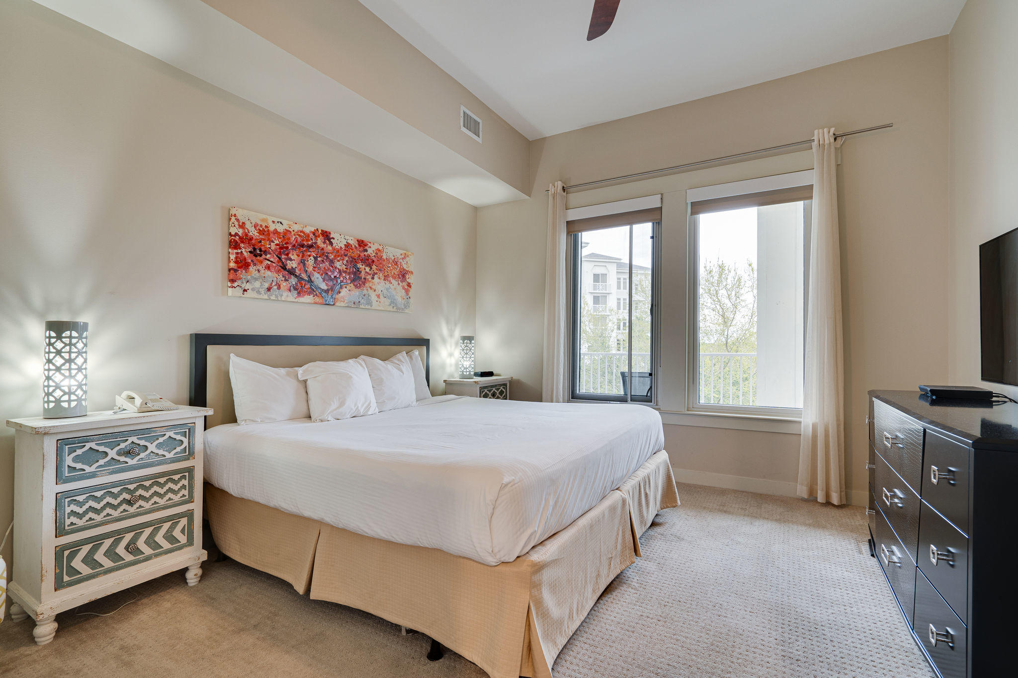 BAHIA CONDO - Residential