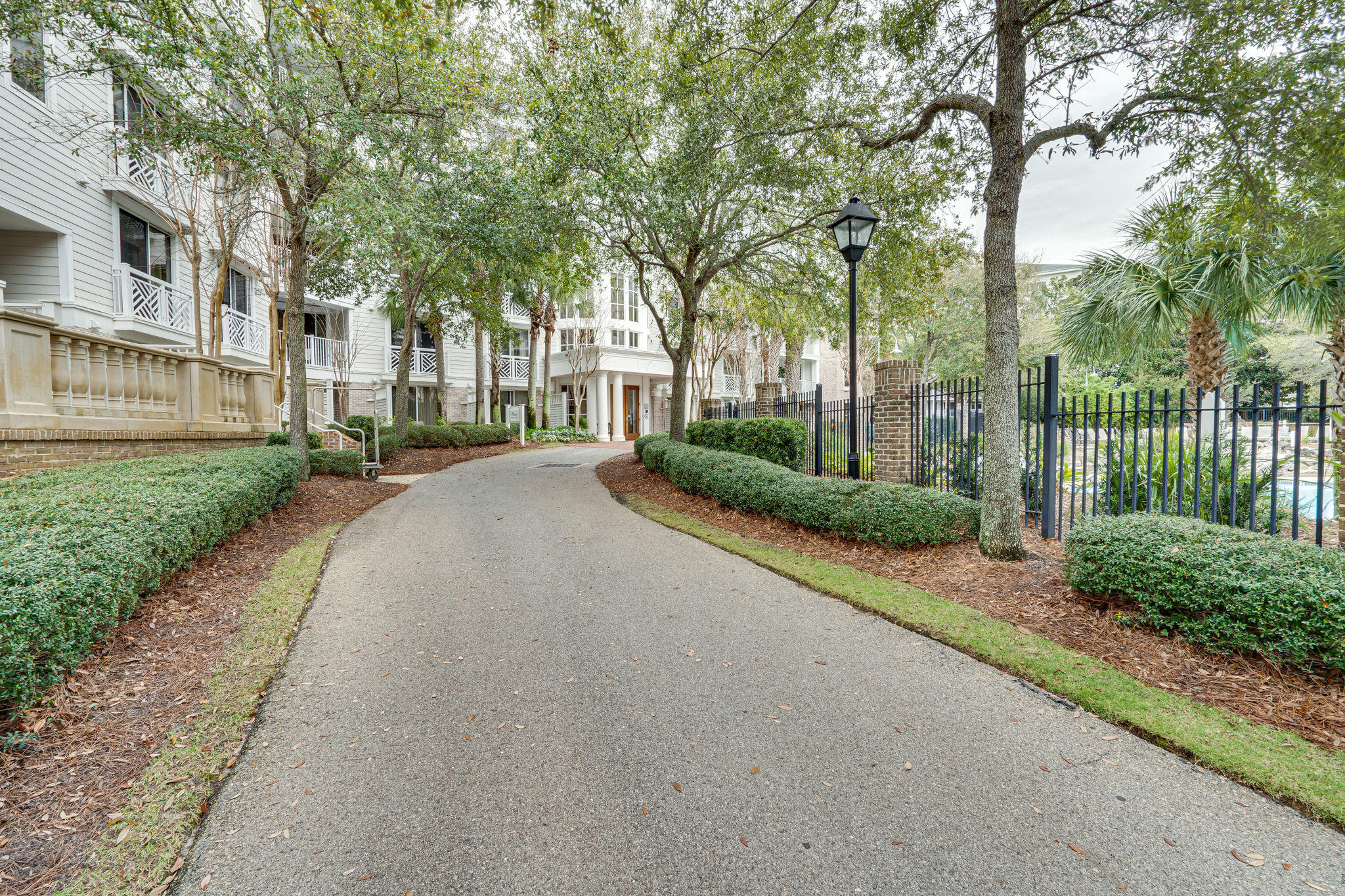 BAHIA CONDO - Residential