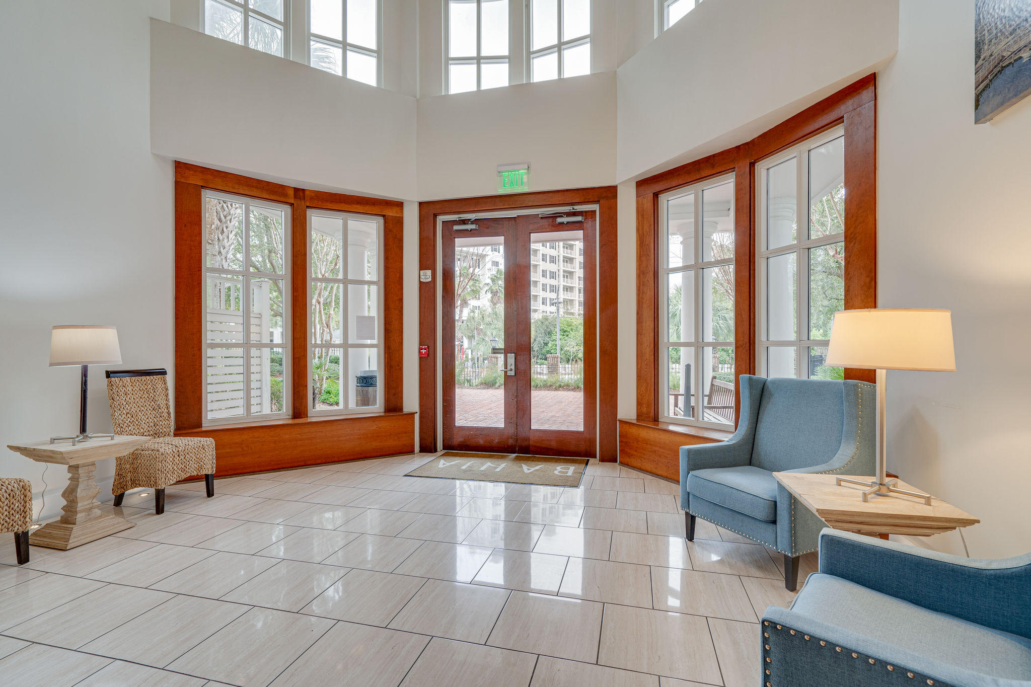 BAHIA CONDO - Residential