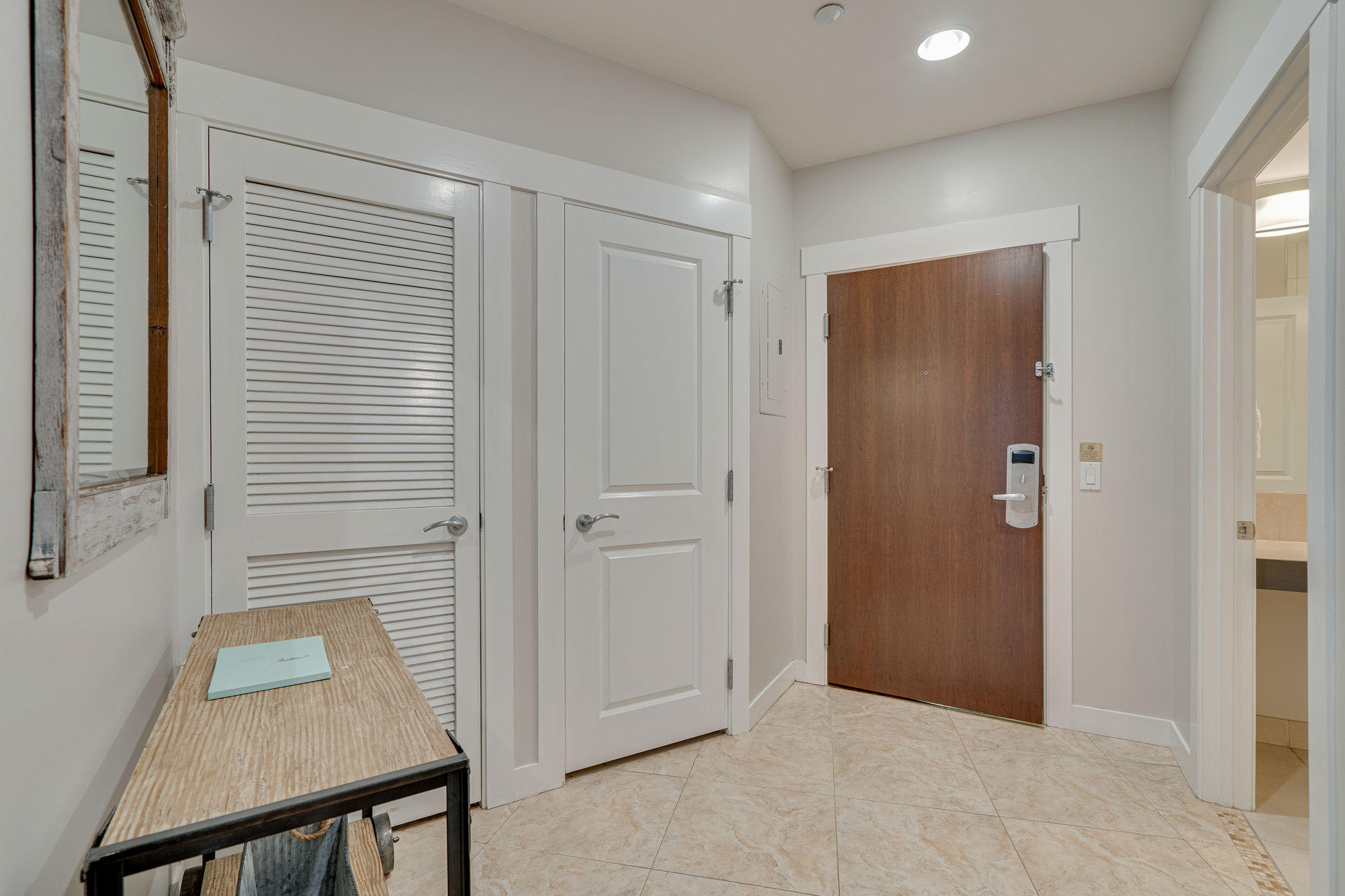 BAHIA CONDO - Residential