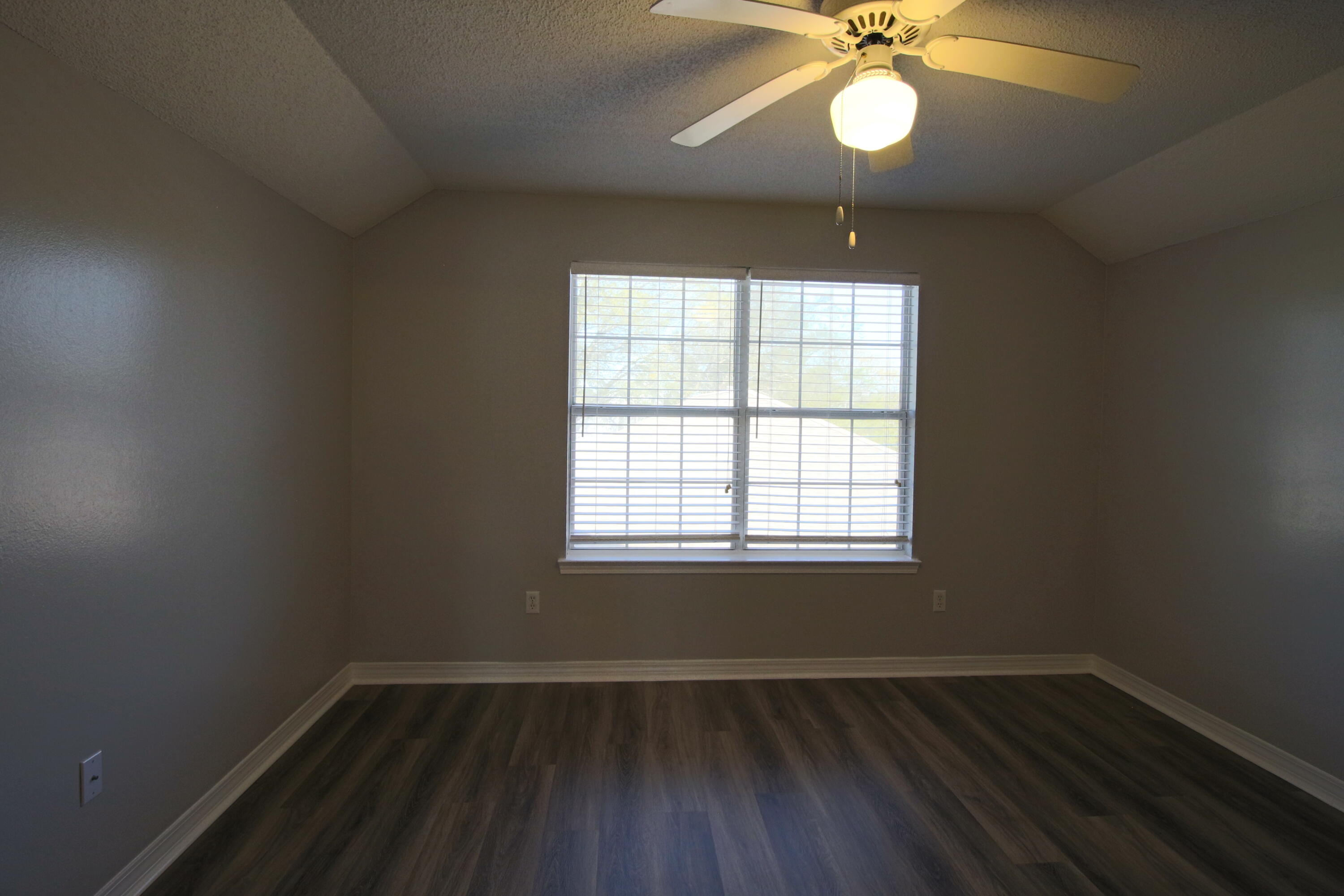 STEEPLECHASE PH I LOT 41 BLK B - Residential Lease