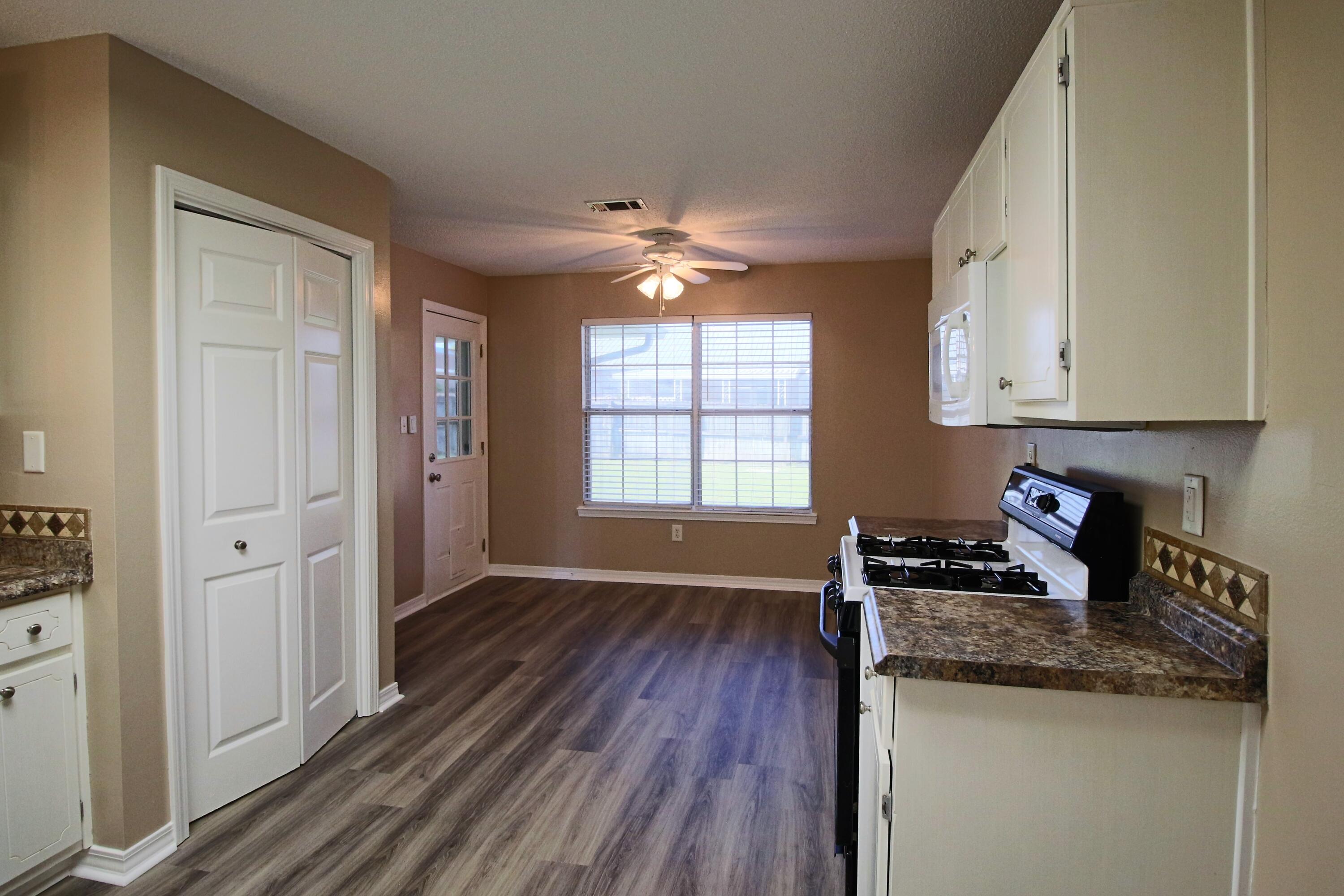STEEPLECHASE PH I LOT 41 BLK B - Residential Lease