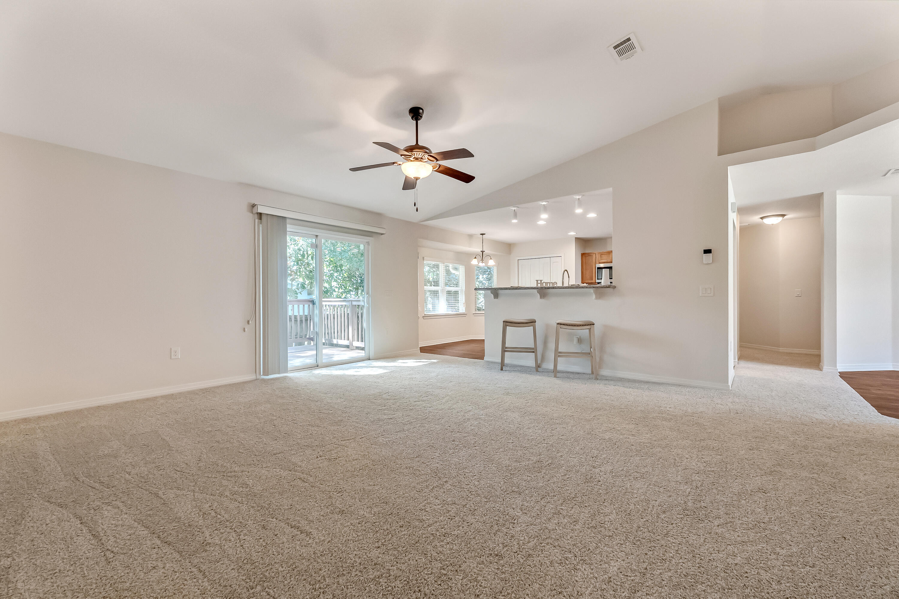 HOLLEY SHORES 1ST ADDN - Residential