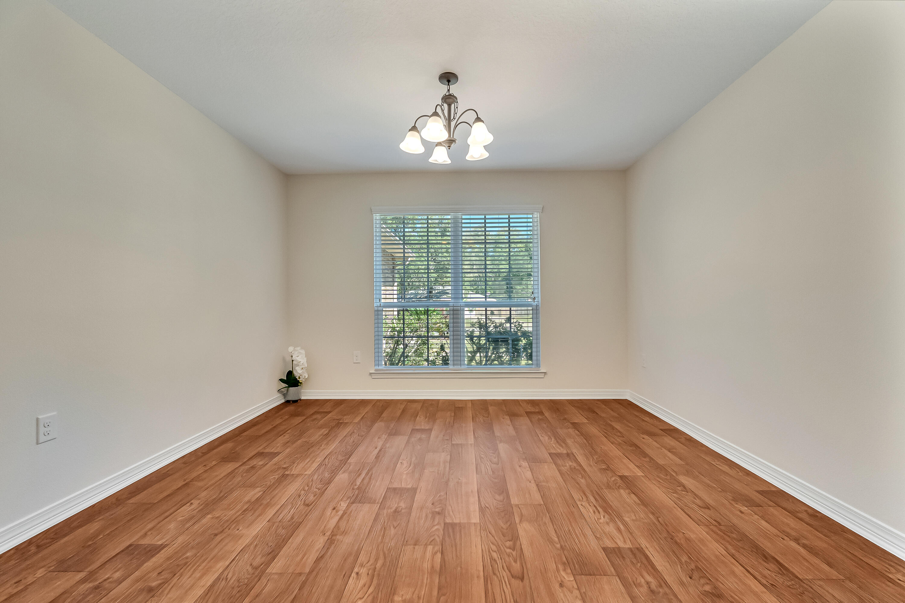 HOLLEY SHORES 1ST ADDN - Residential