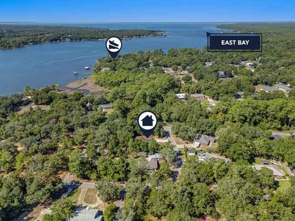 HOLLEY SHORES 1ST ADDN - Residential