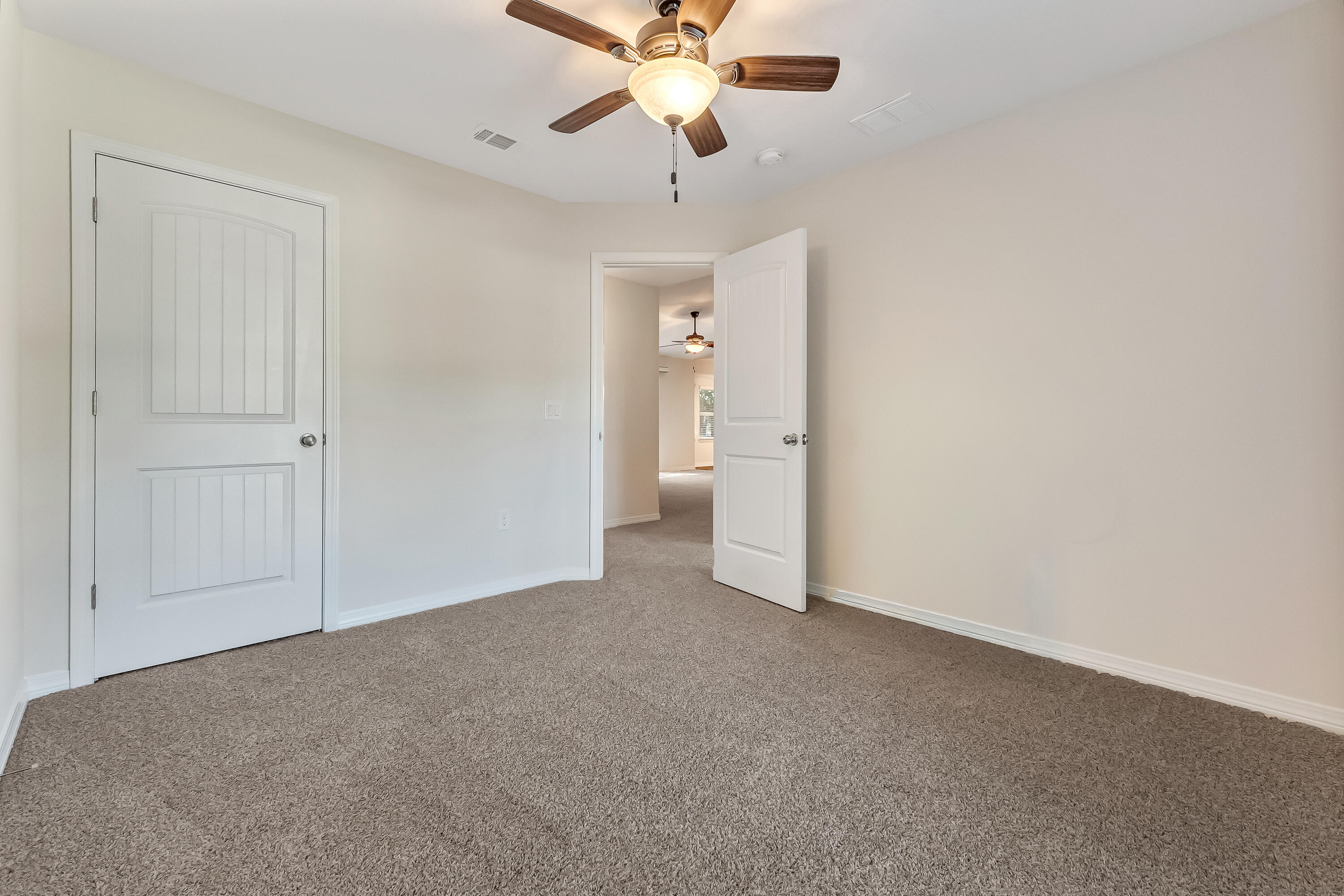 HOLLEY SHORES 1ST ADDN - Residential
