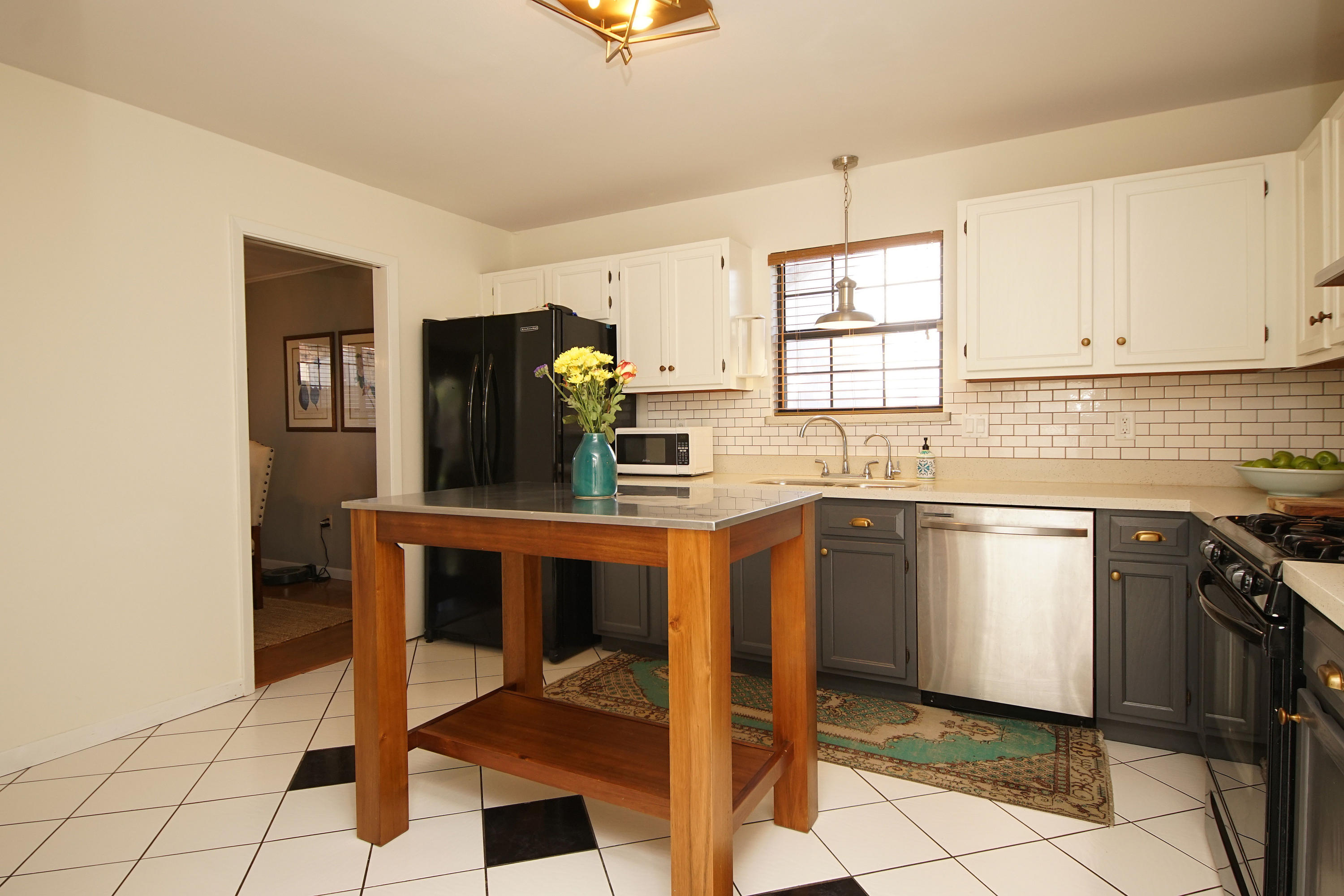 CREEKSIDE - Residential