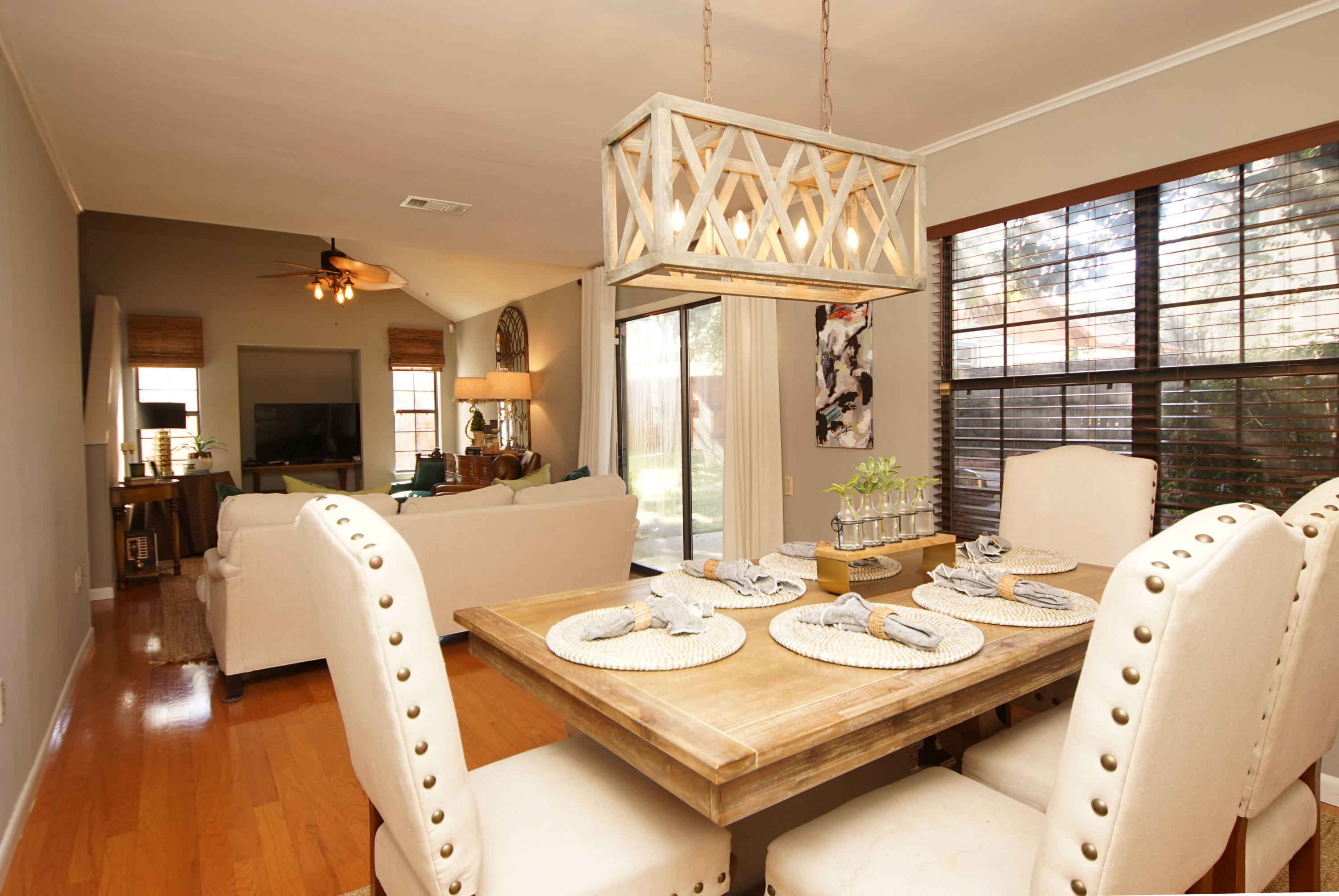 CREEKSIDE - Residential