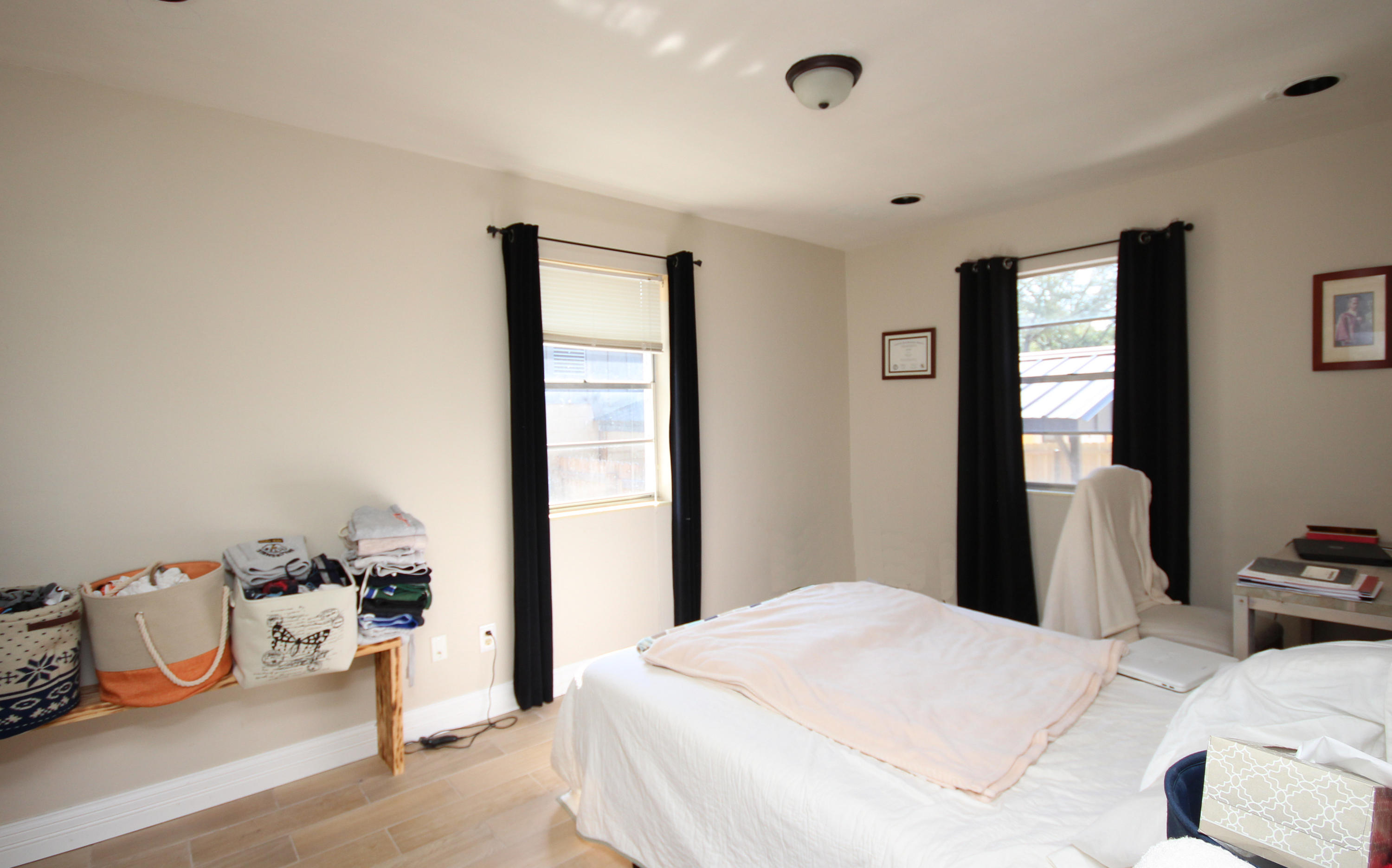 GARNIERS BEACH 2ND - Residential