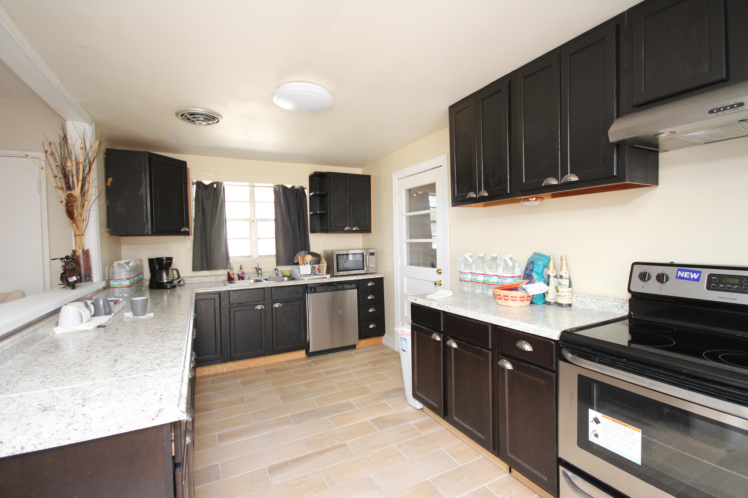 GARNIERS BEACH 2ND - Residential