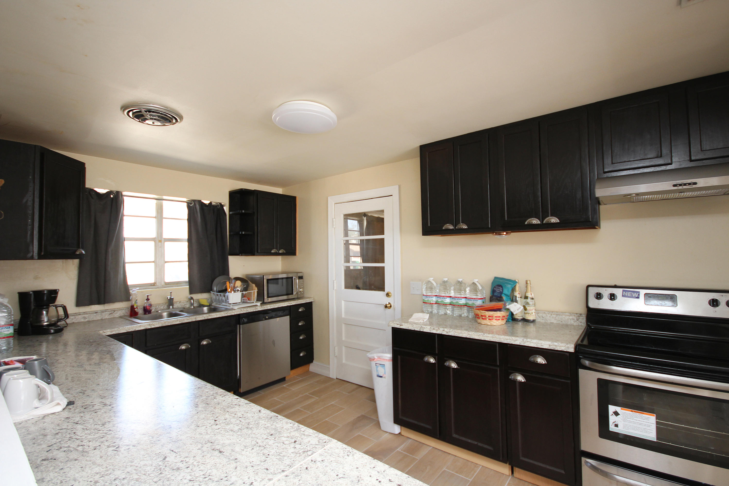 GARNIERS BEACH 2ND - Residential