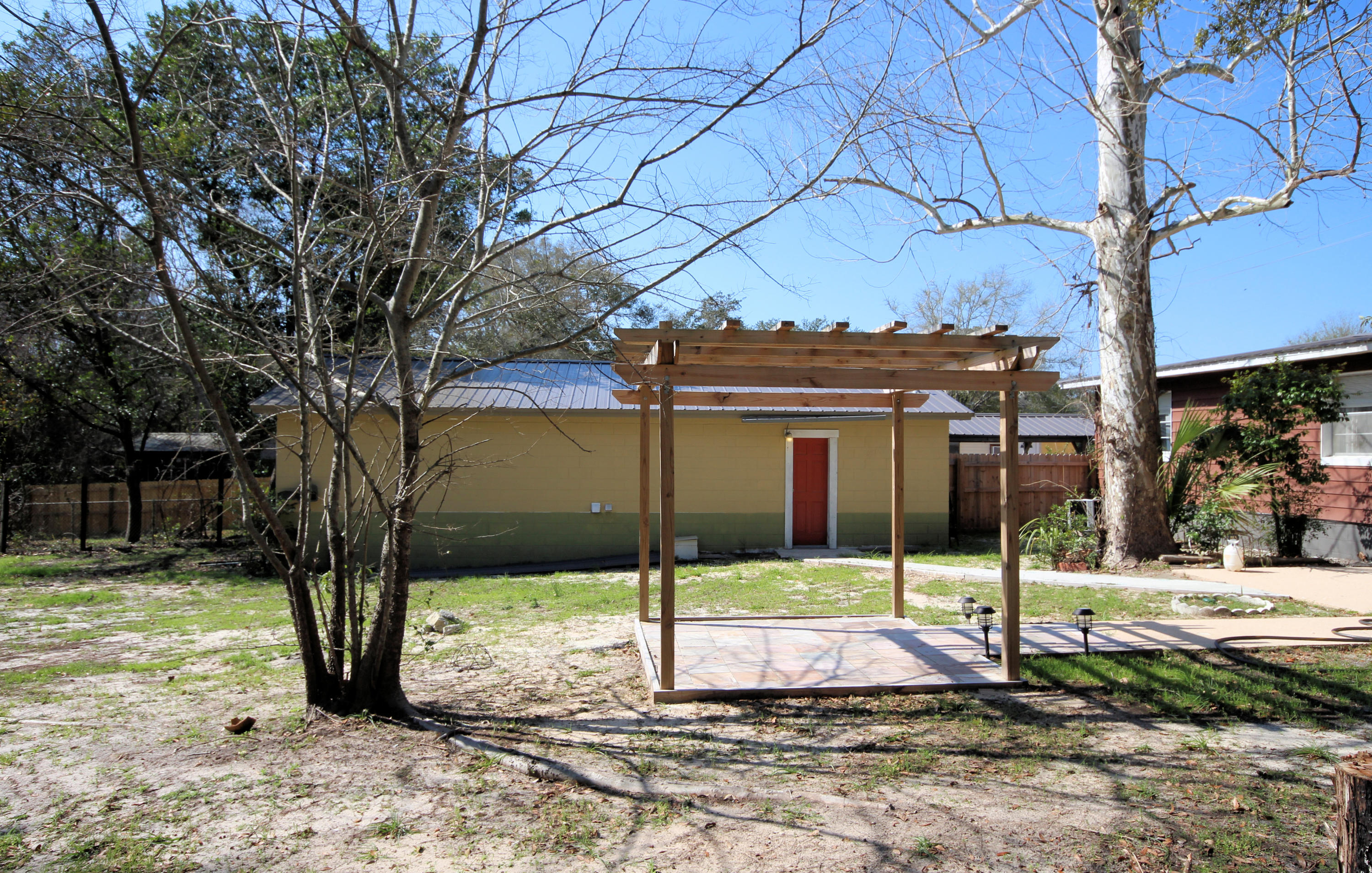 GARNIERS BEACH 2ND - Residential