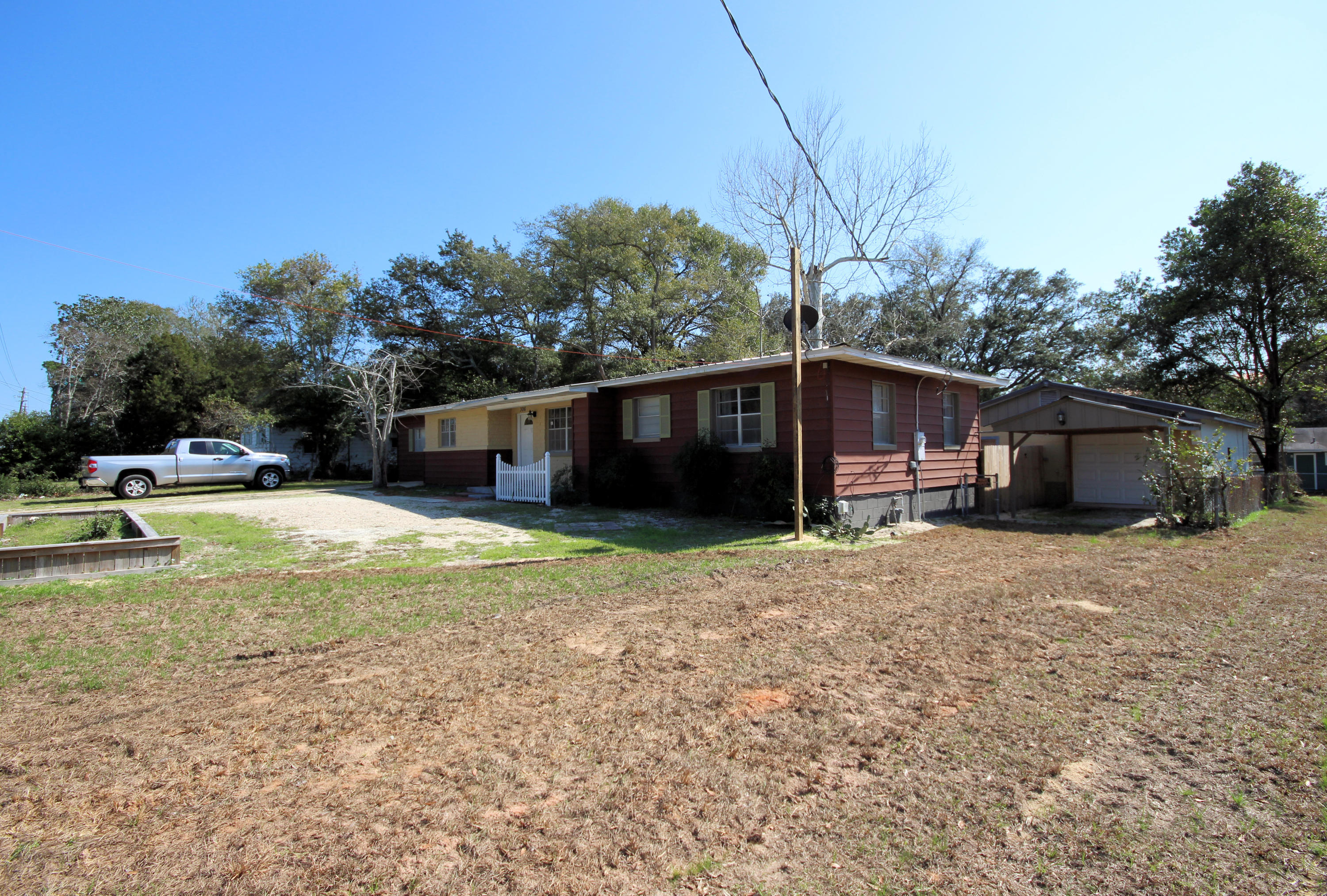 GARNIERS BEACH 2ND - Residential