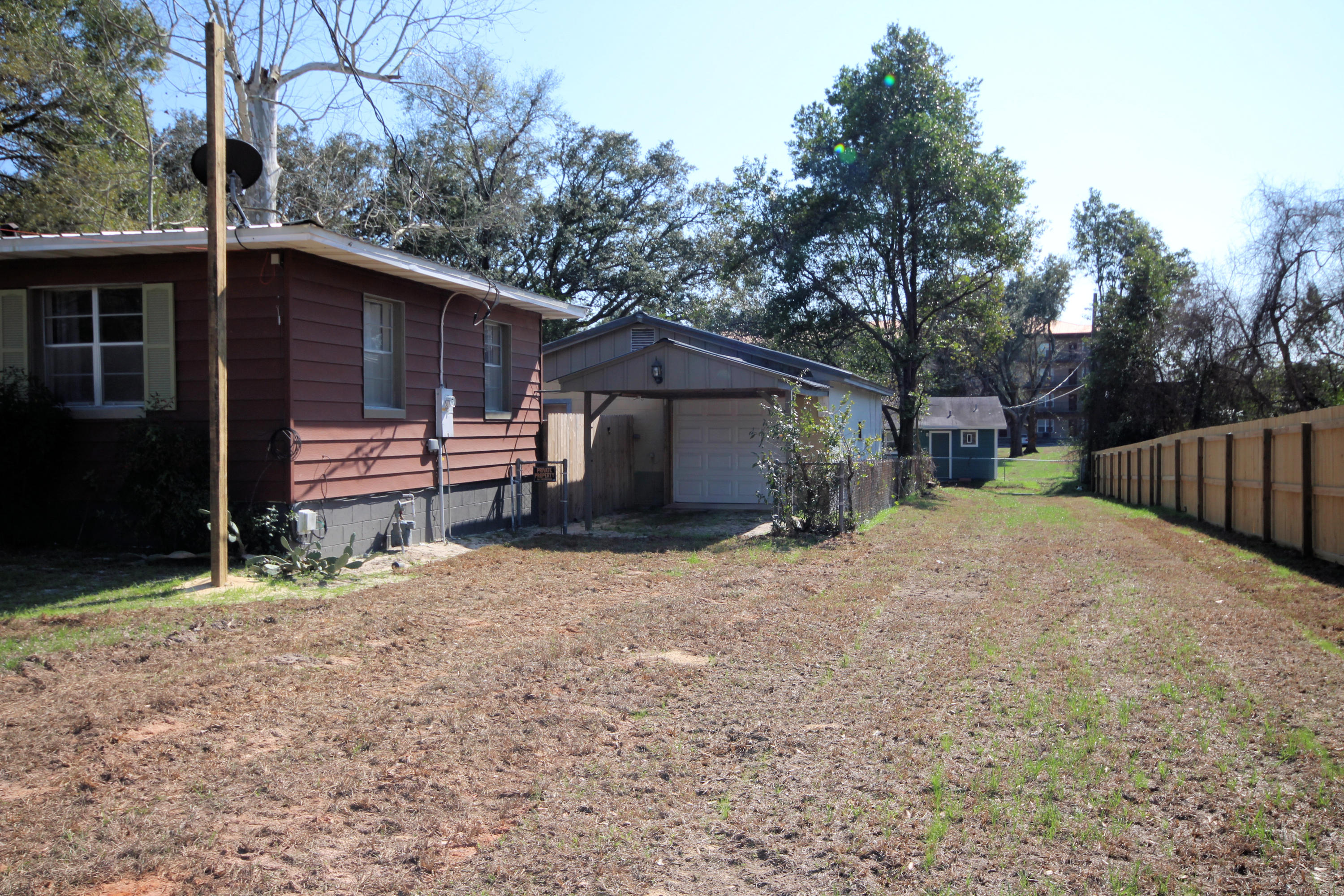 GARNIERS BEACH 2ND - Residential