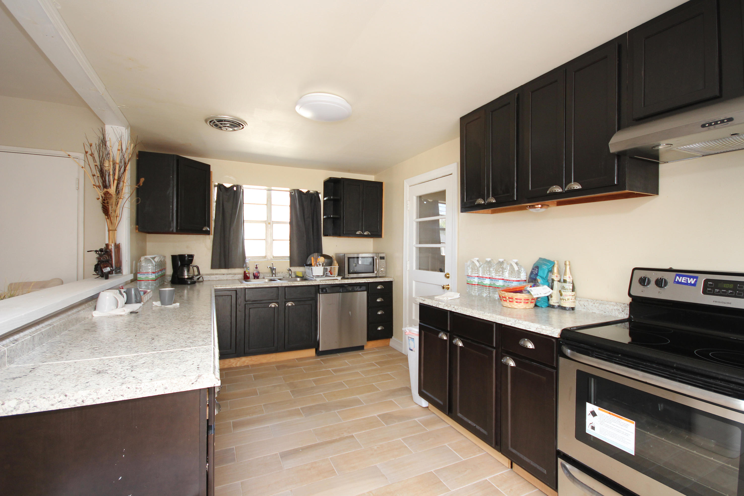 GARNIERS BEACH 2ND - Residential