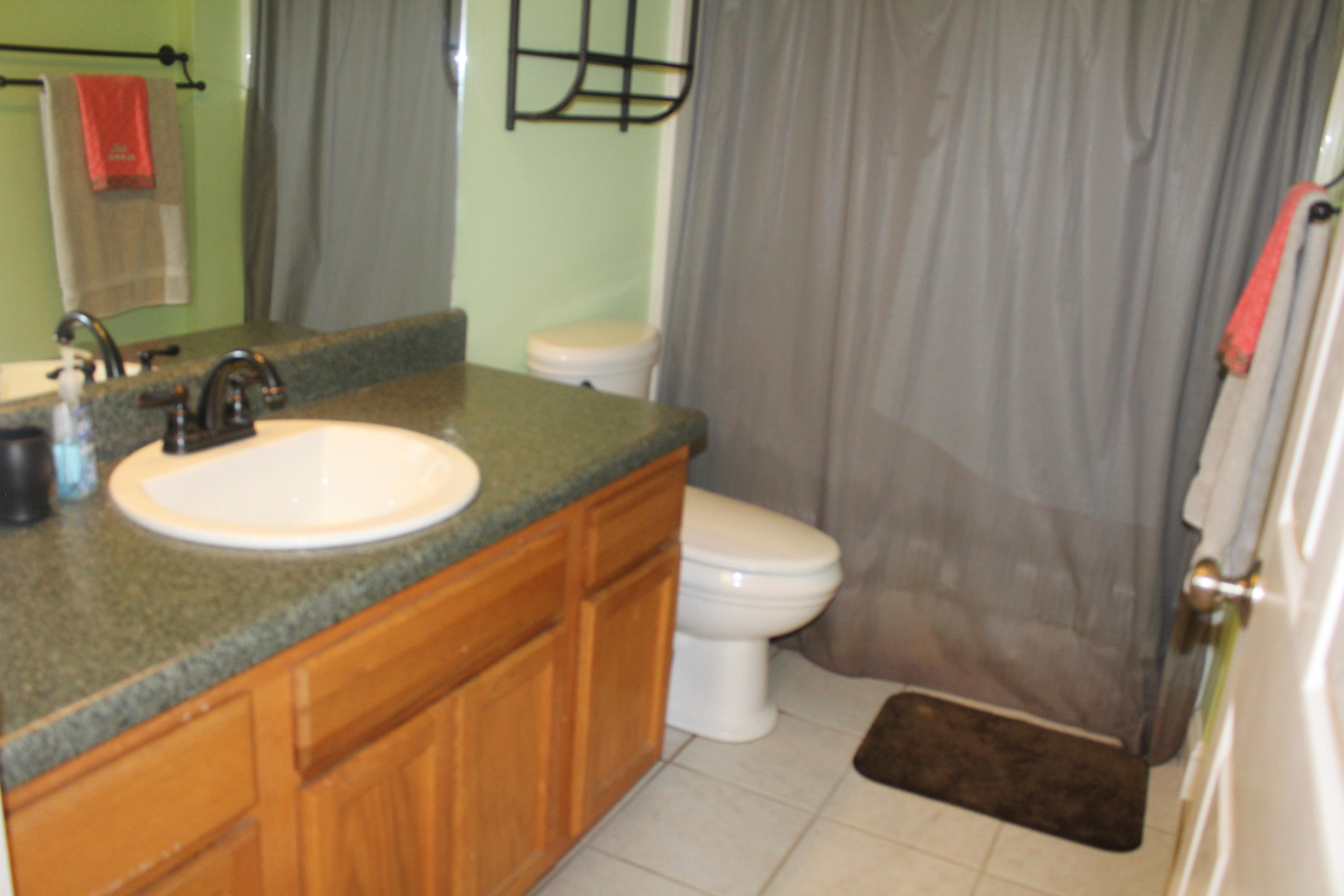 PINE KNOLL - Residential