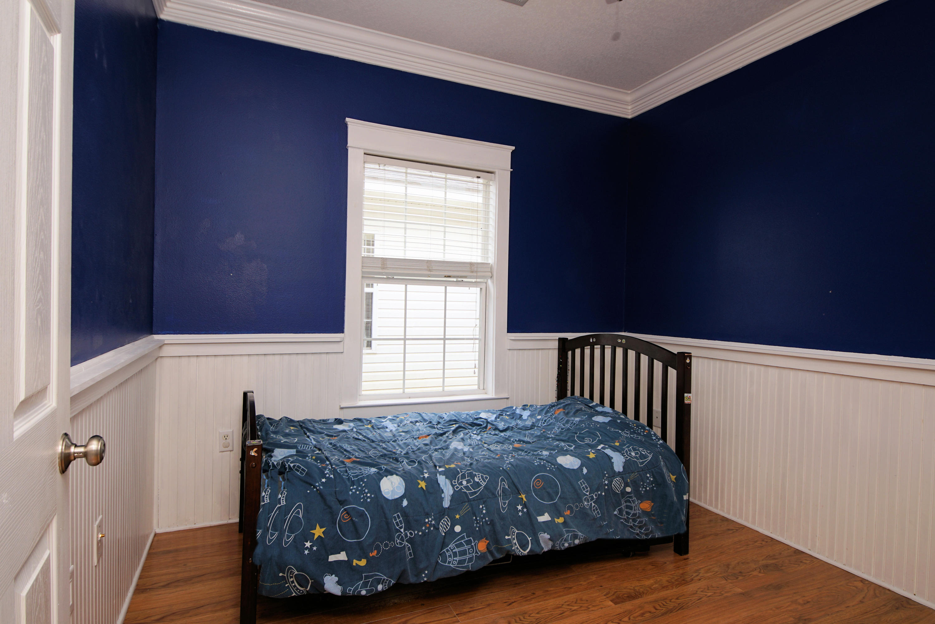 PINE KNOLL - Residential