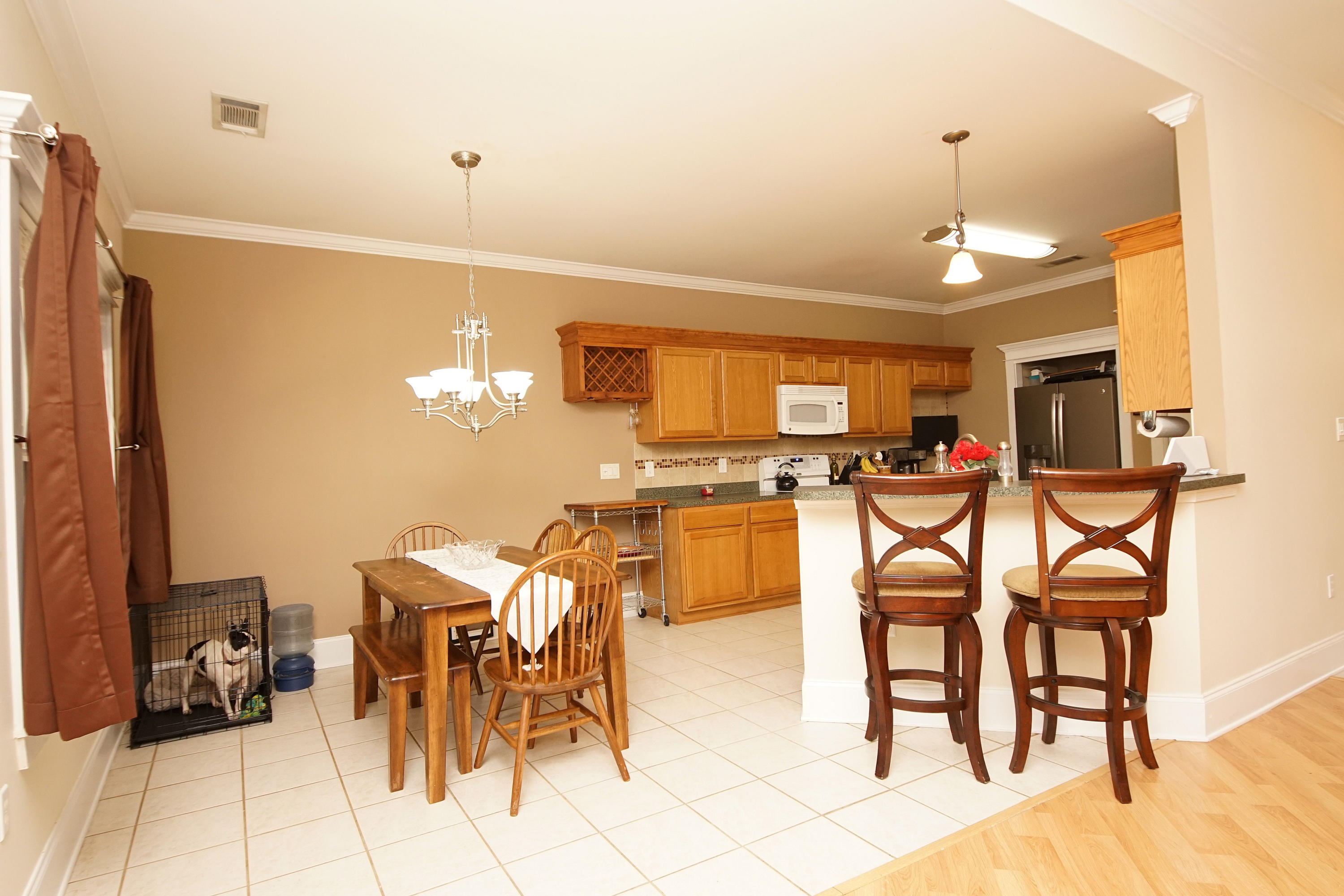 PINE KNOLL - Residential