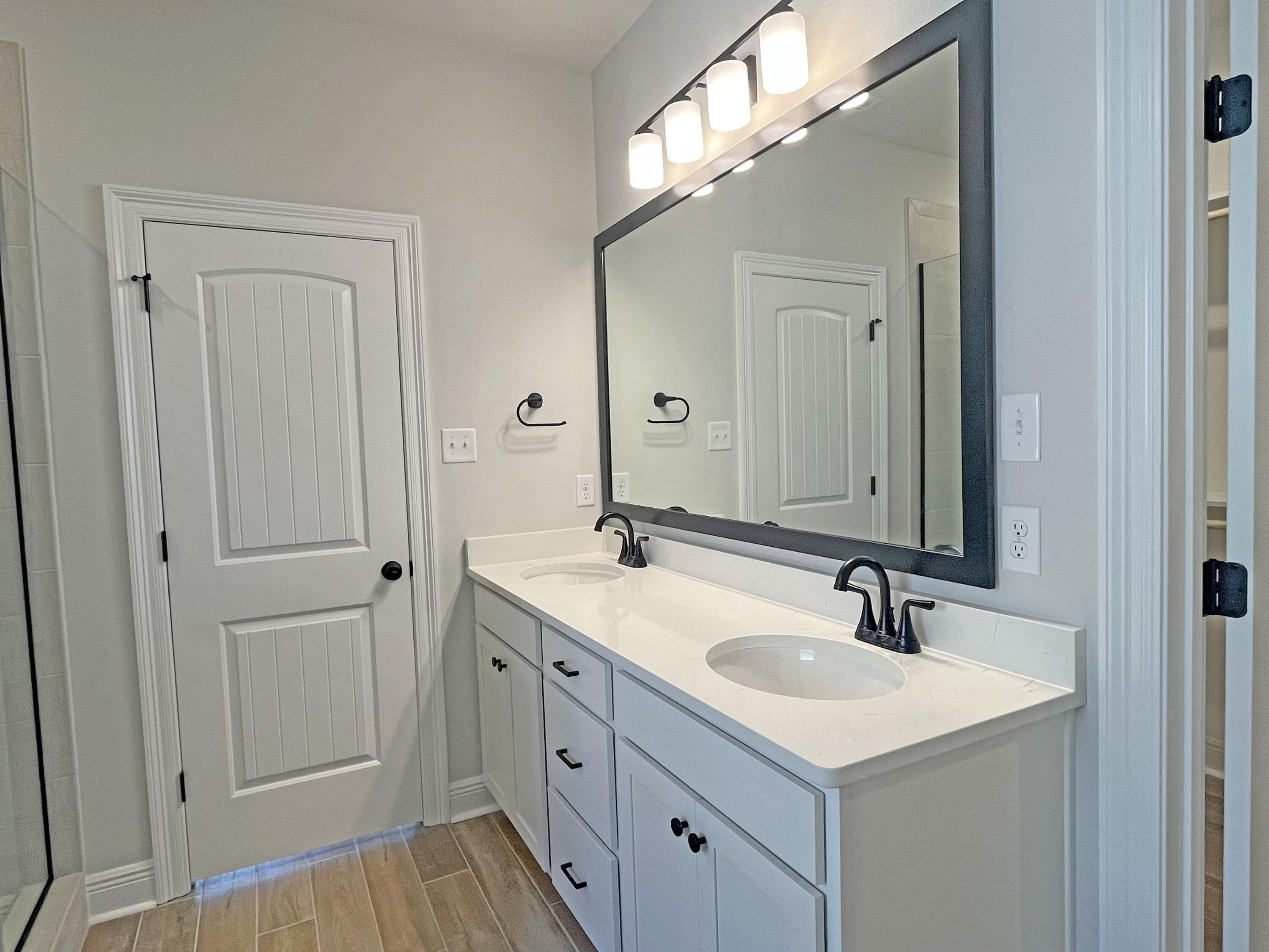 HAMMOCK BAY - BIRD SONG - Residential