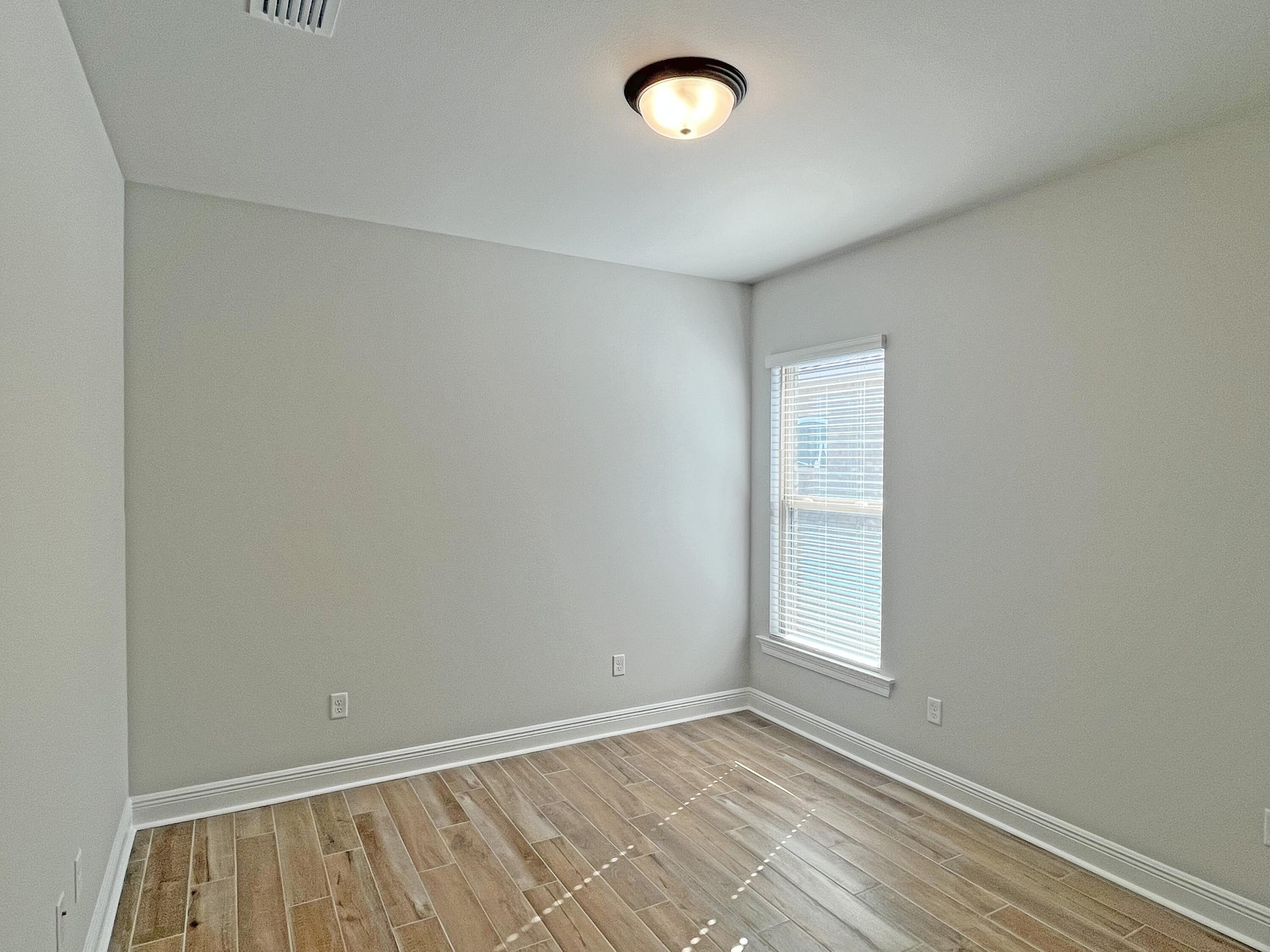 HAMMOCK BAY - BIRD SONG - Residential