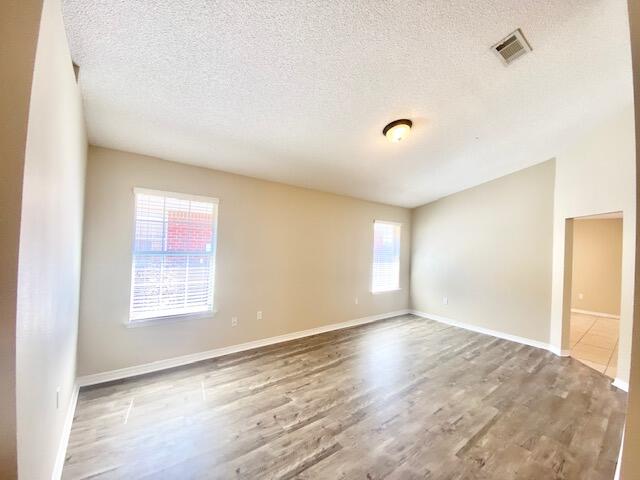 VICTORIAN VILLAGE - Residential Lease