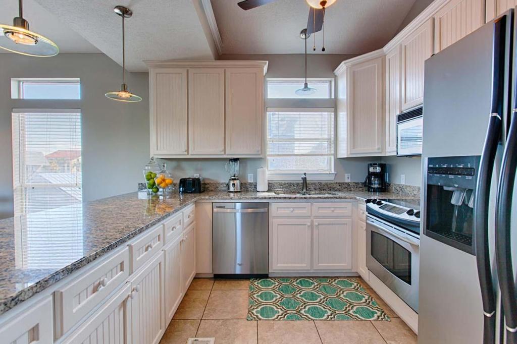 GULF SHORE MANOR - Residential