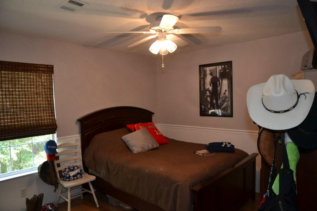 HILLTOP ACRES - Residential