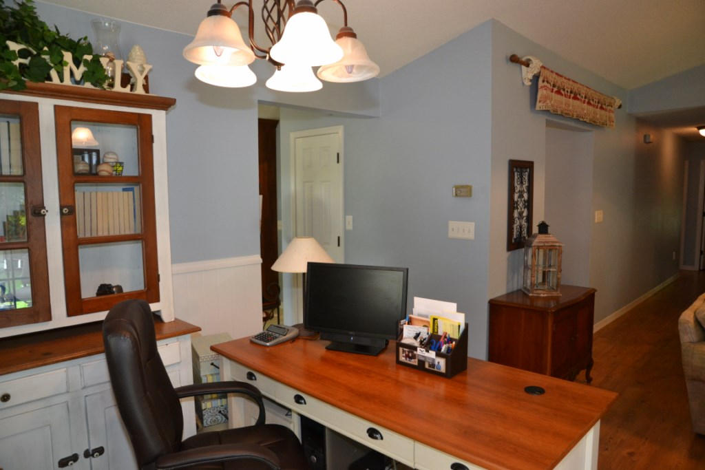 HILLTOP ACRES - Residential