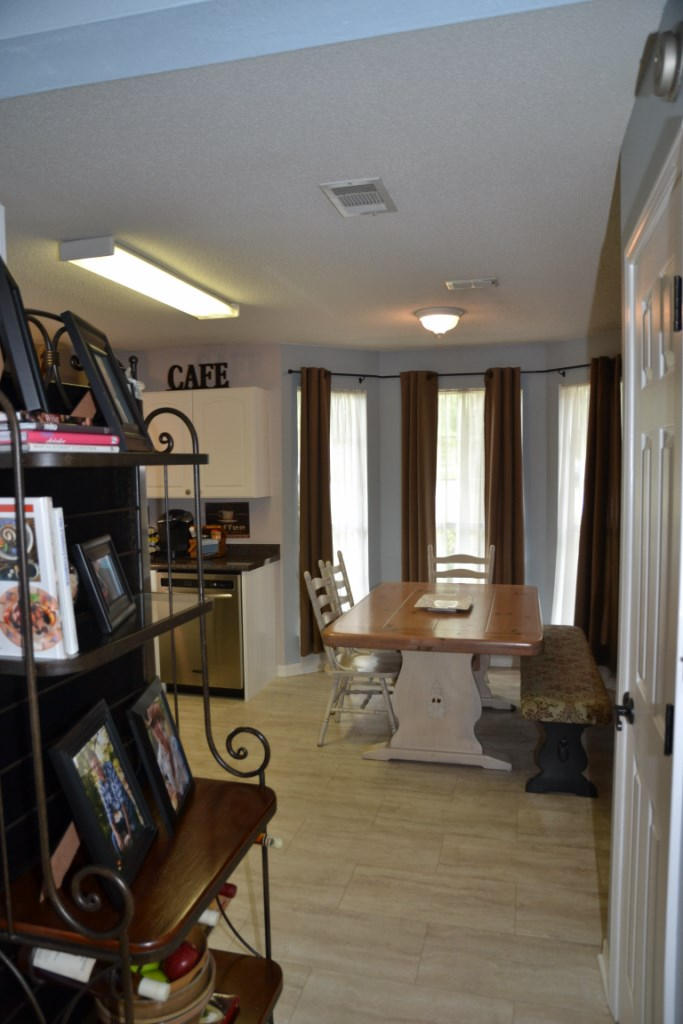 HILLTOP ACRES - Residential